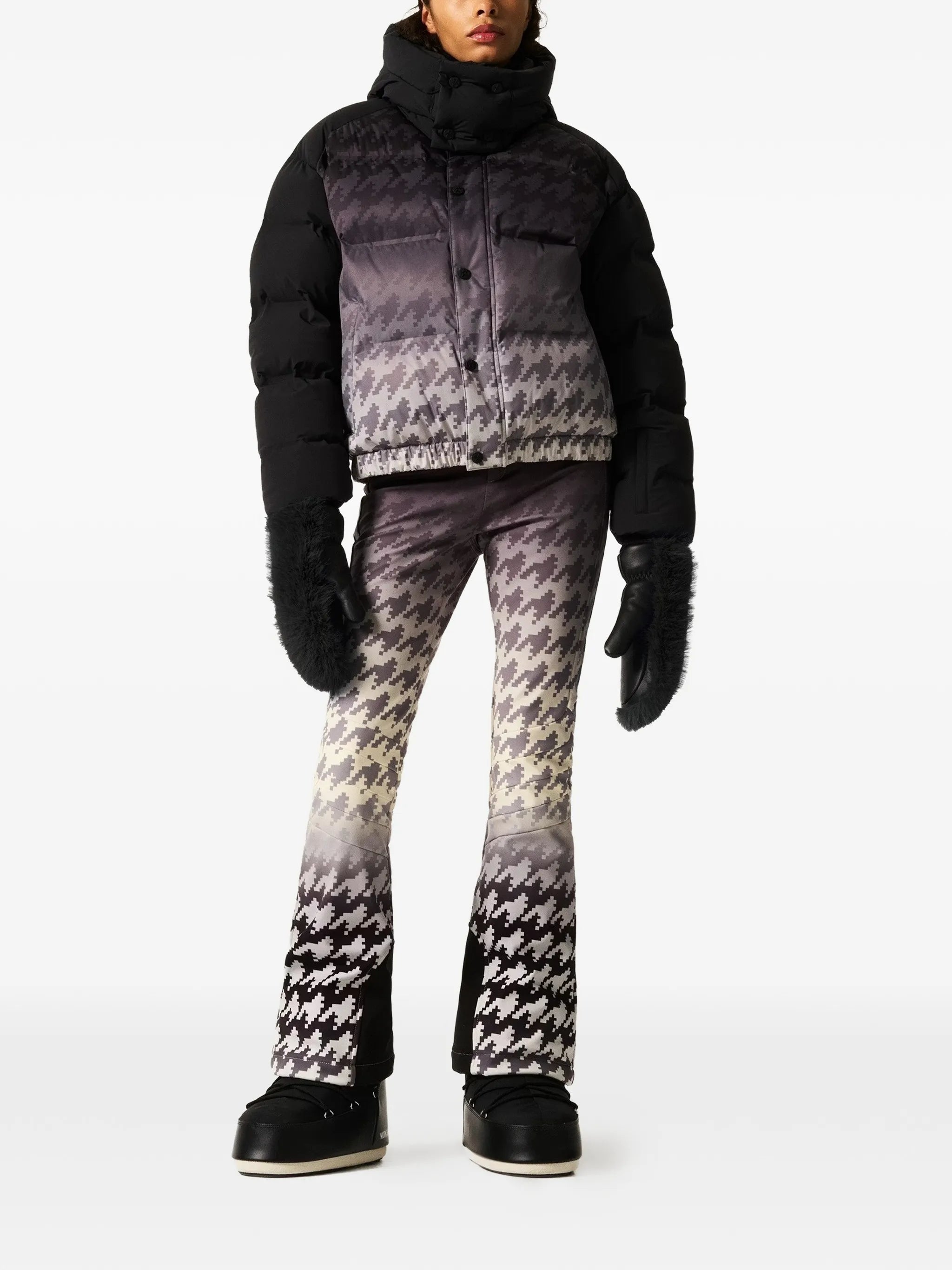 snap-button-fastening ski jacket
