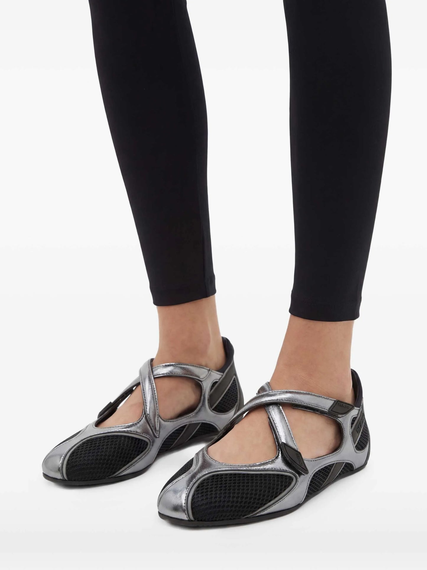 Nomad ballet flats
