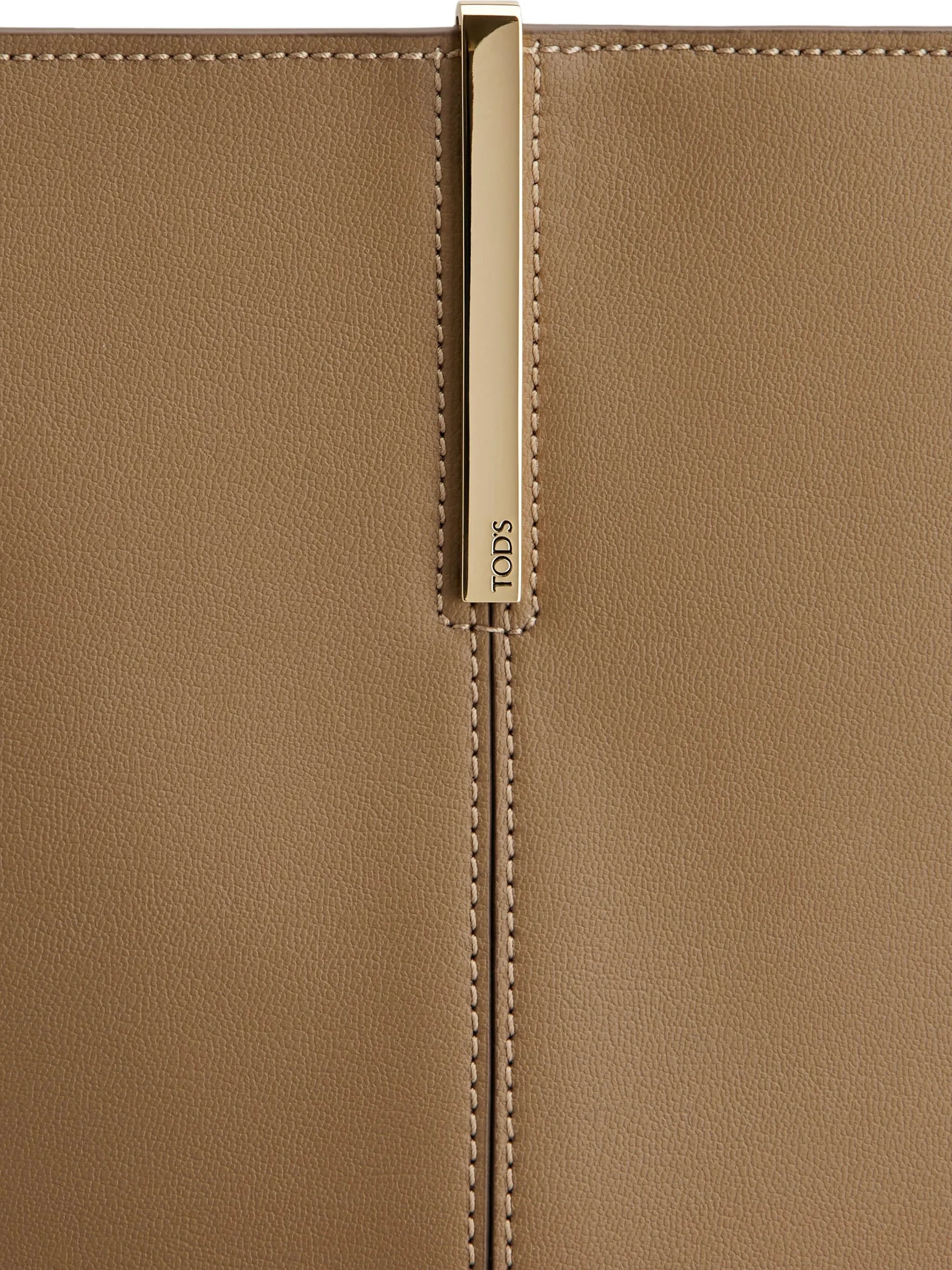 medium leather tote bag