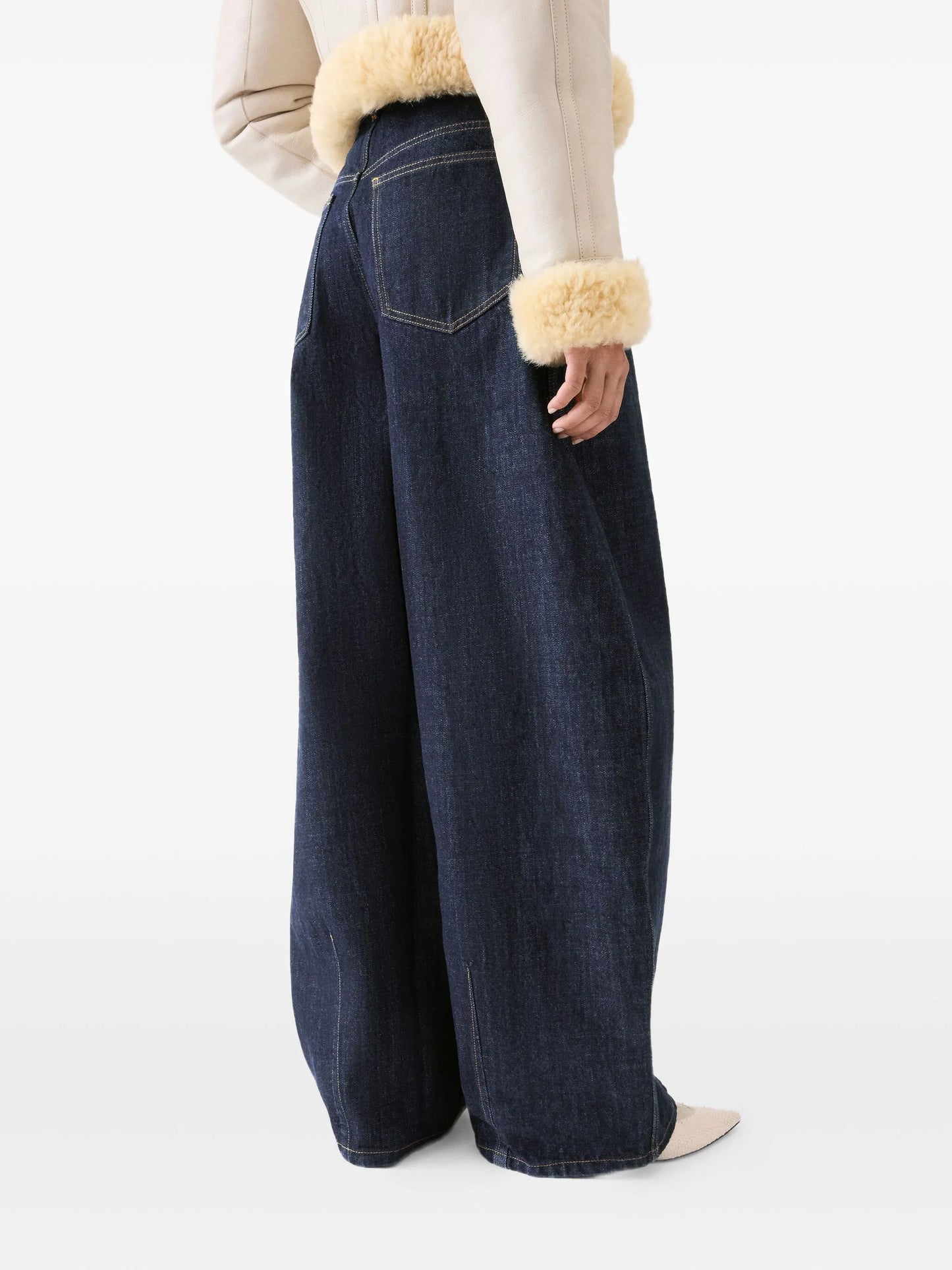 Le De-Nîmes Ovalo pleated jeans