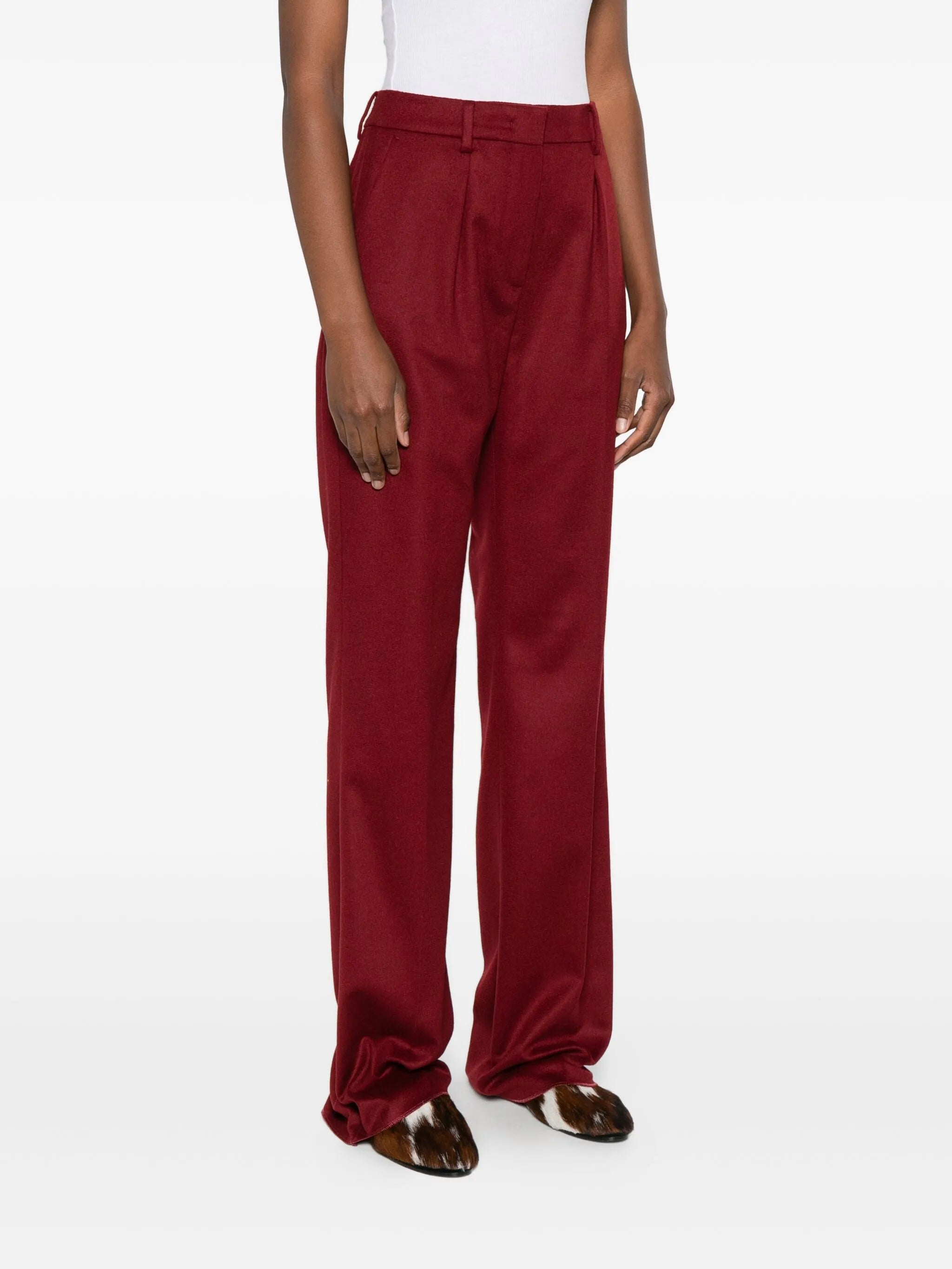 pleated trousers