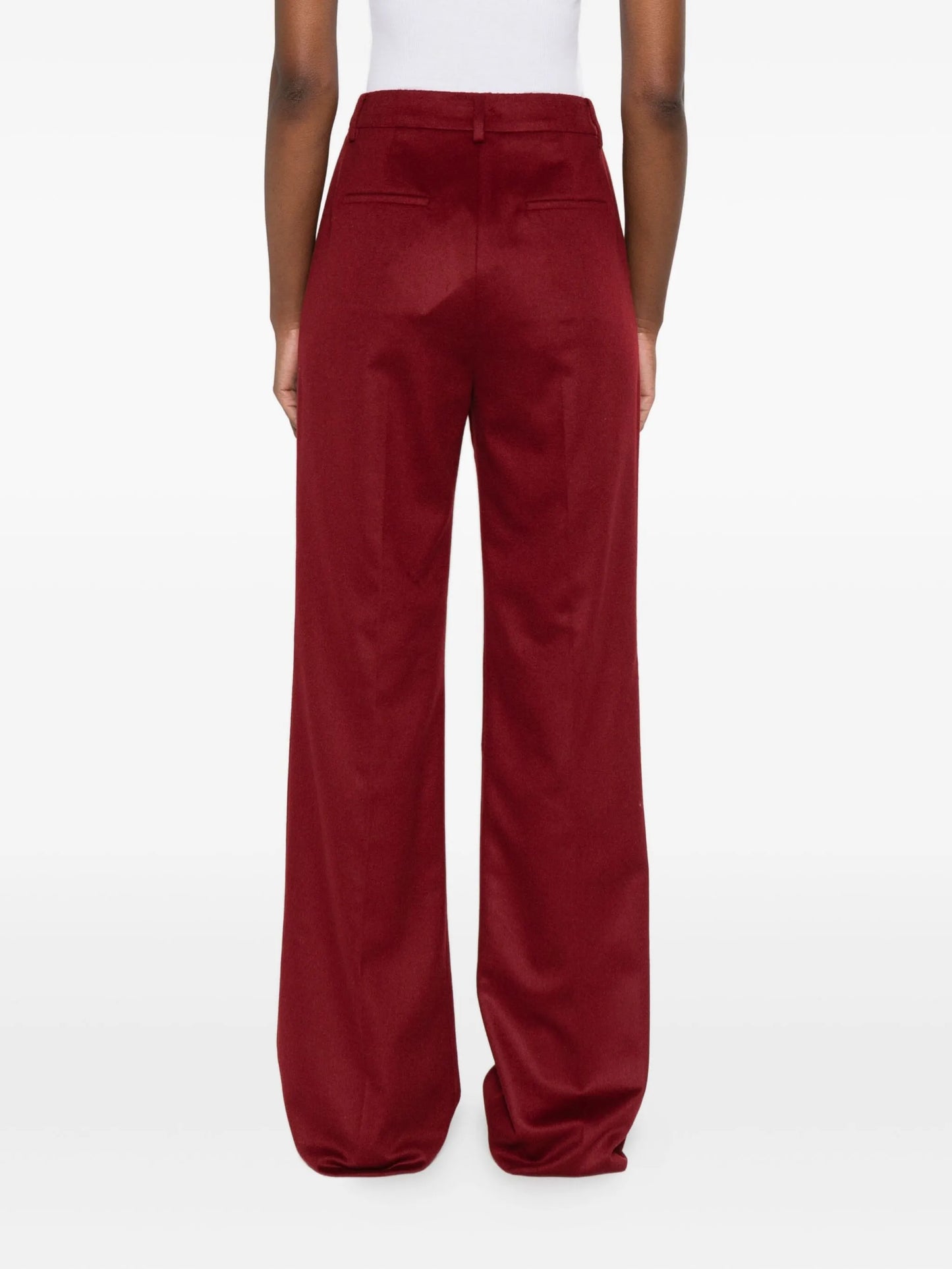 pleated trousers