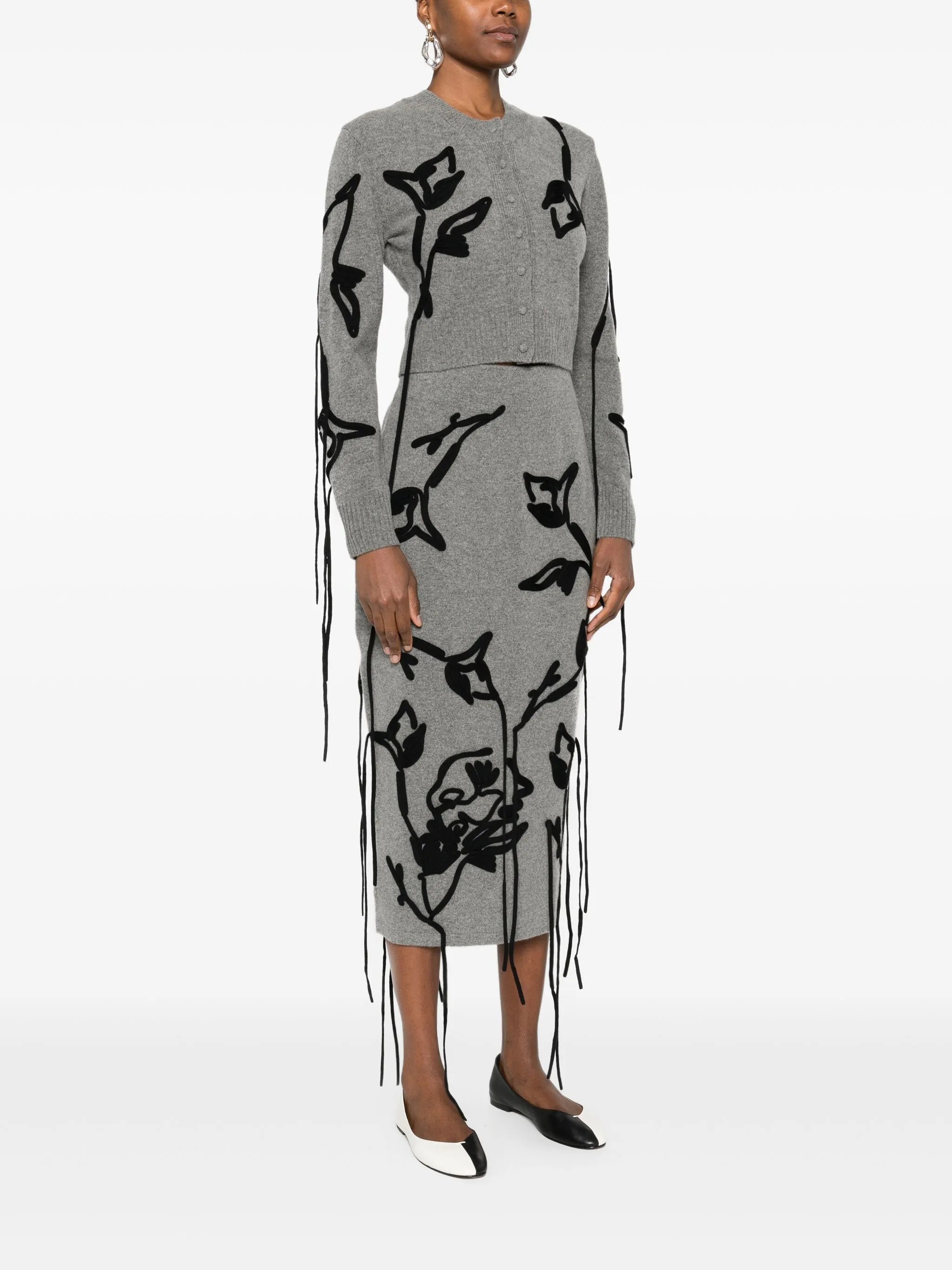 floral-embroidered tie-detail cardigan