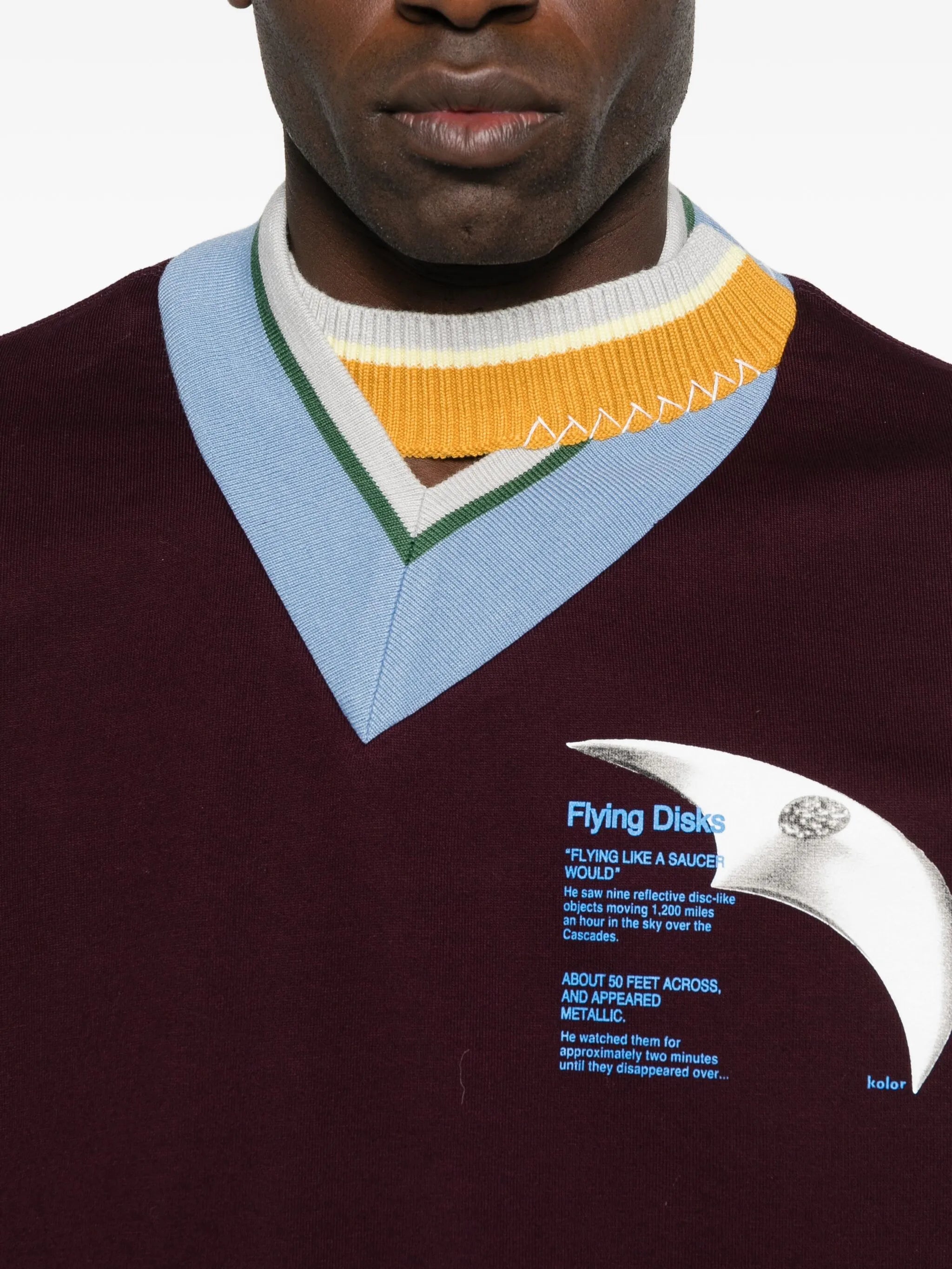 mock-neck graphi-print sweater