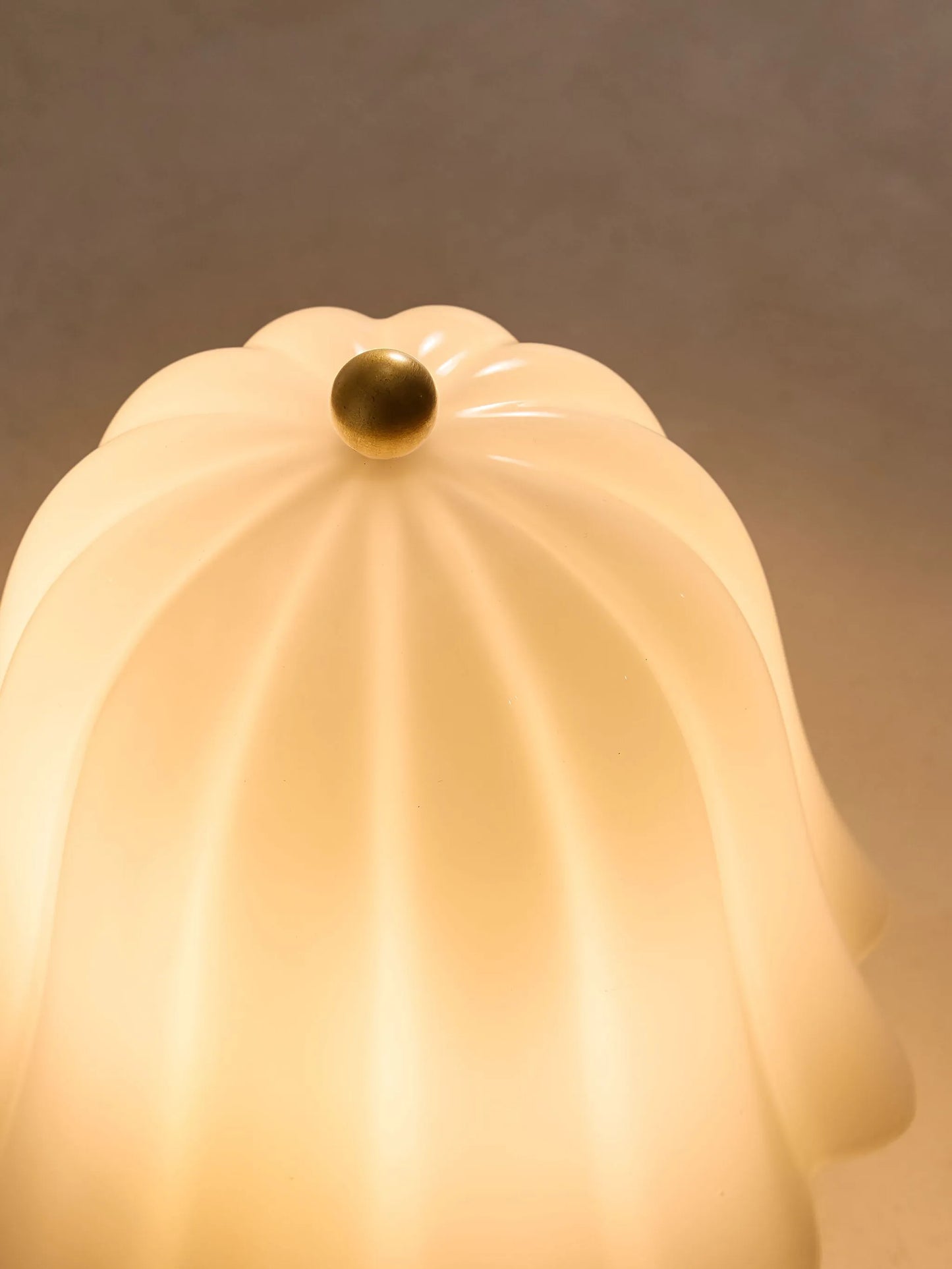 Baylee portable lamp