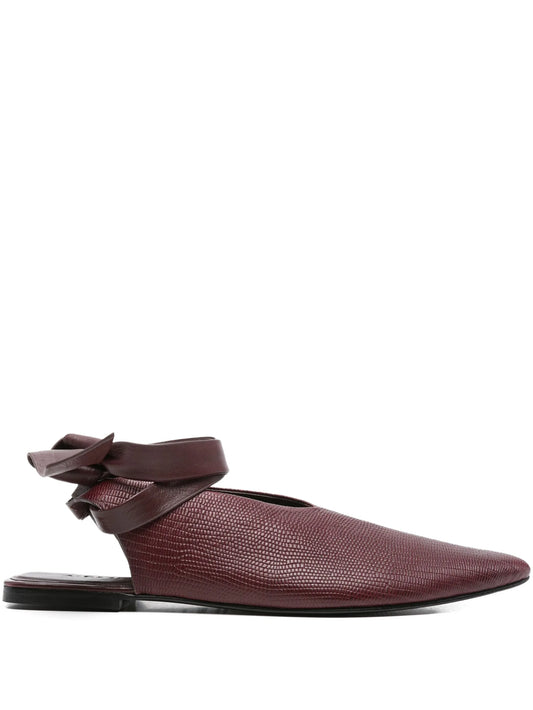 Maude flat pumps