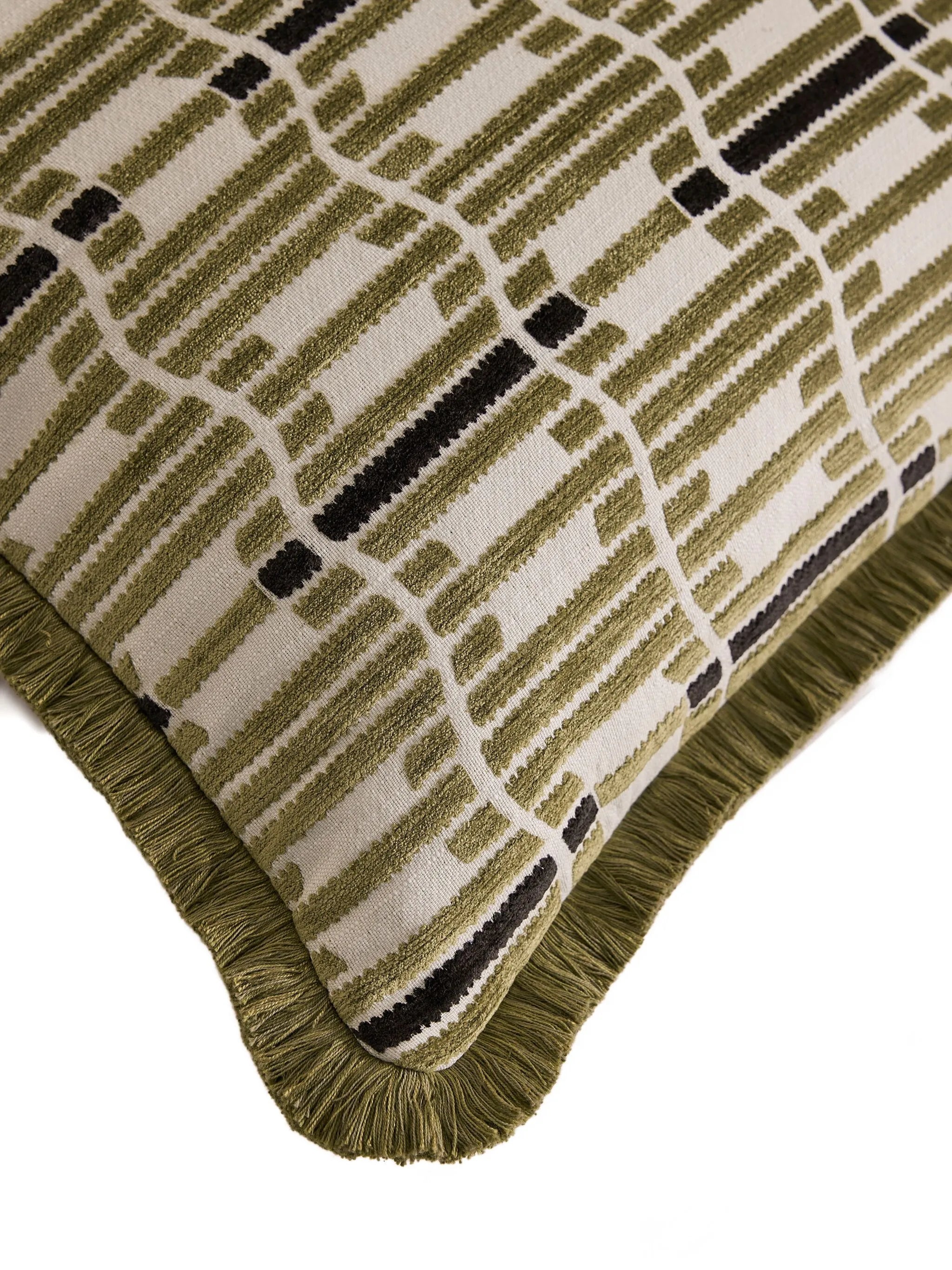 Erin geometric-pattern fringed cushion