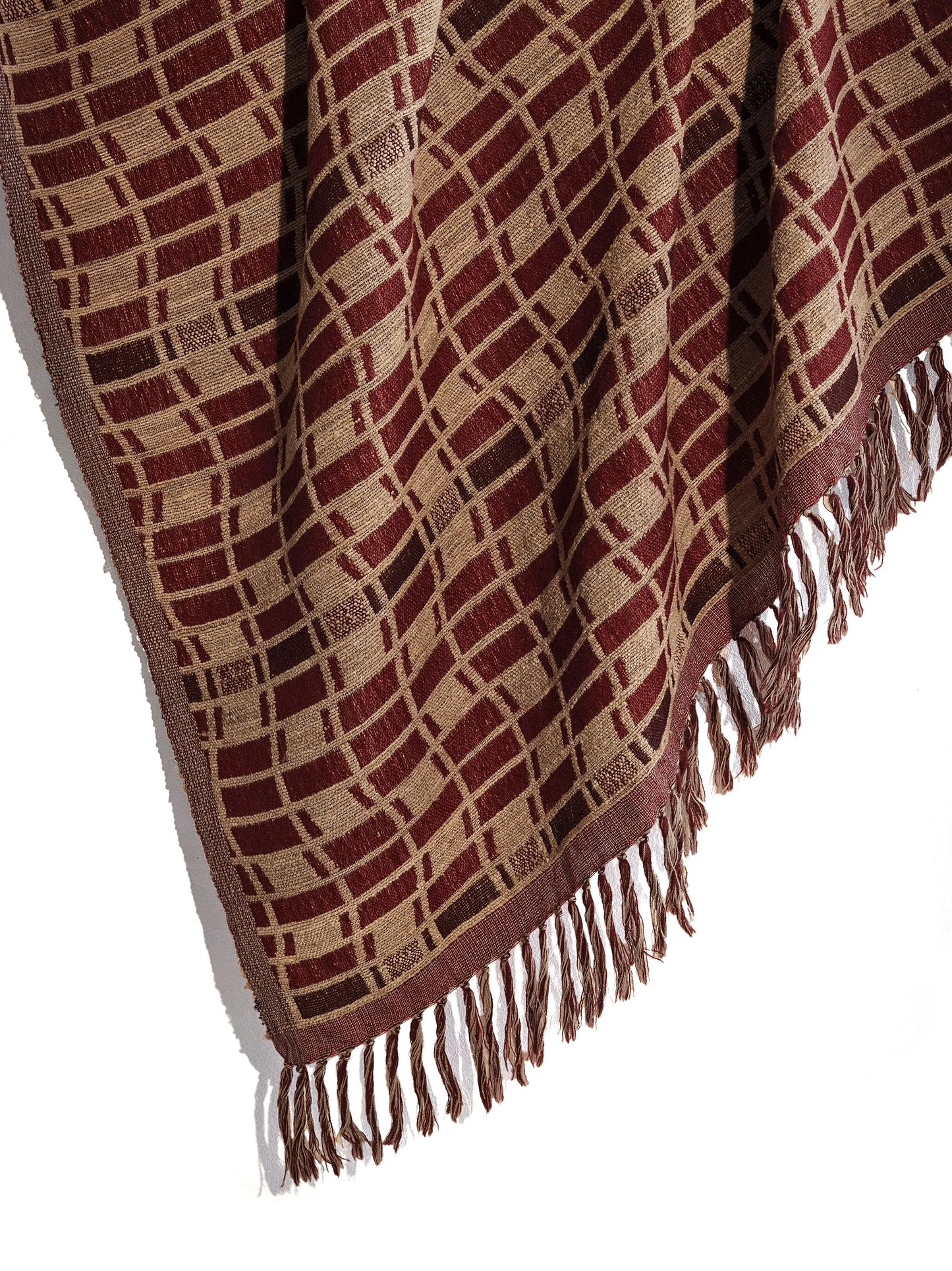 Erin geometric-pattern fringed throw