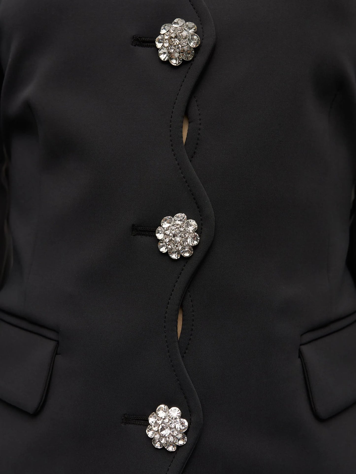 balloon-sleeve jacket