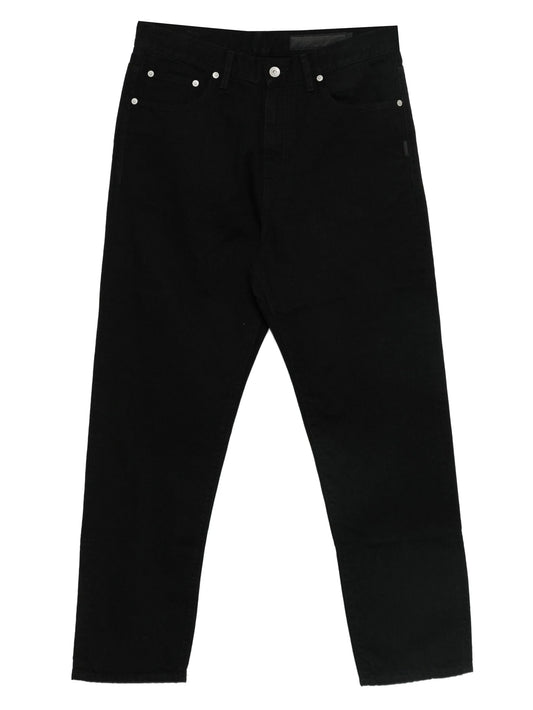 tapered jeans