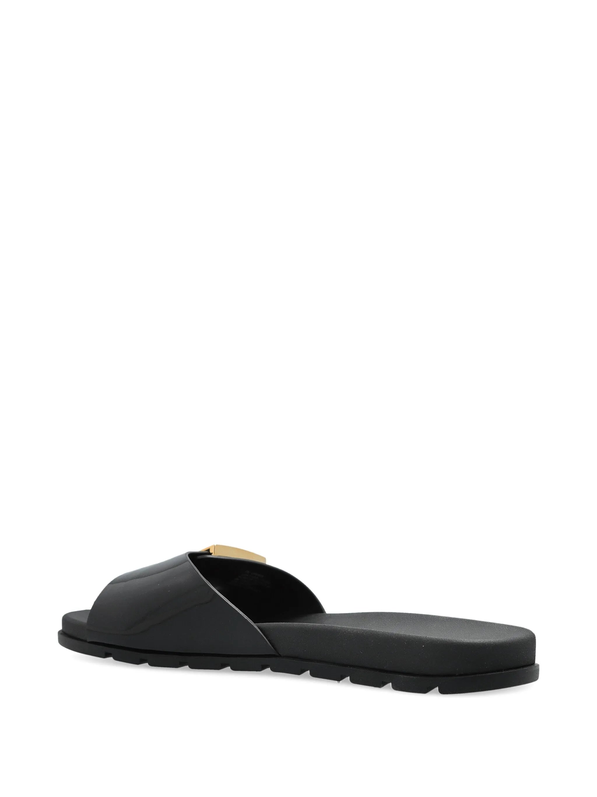 logo-buckle slides