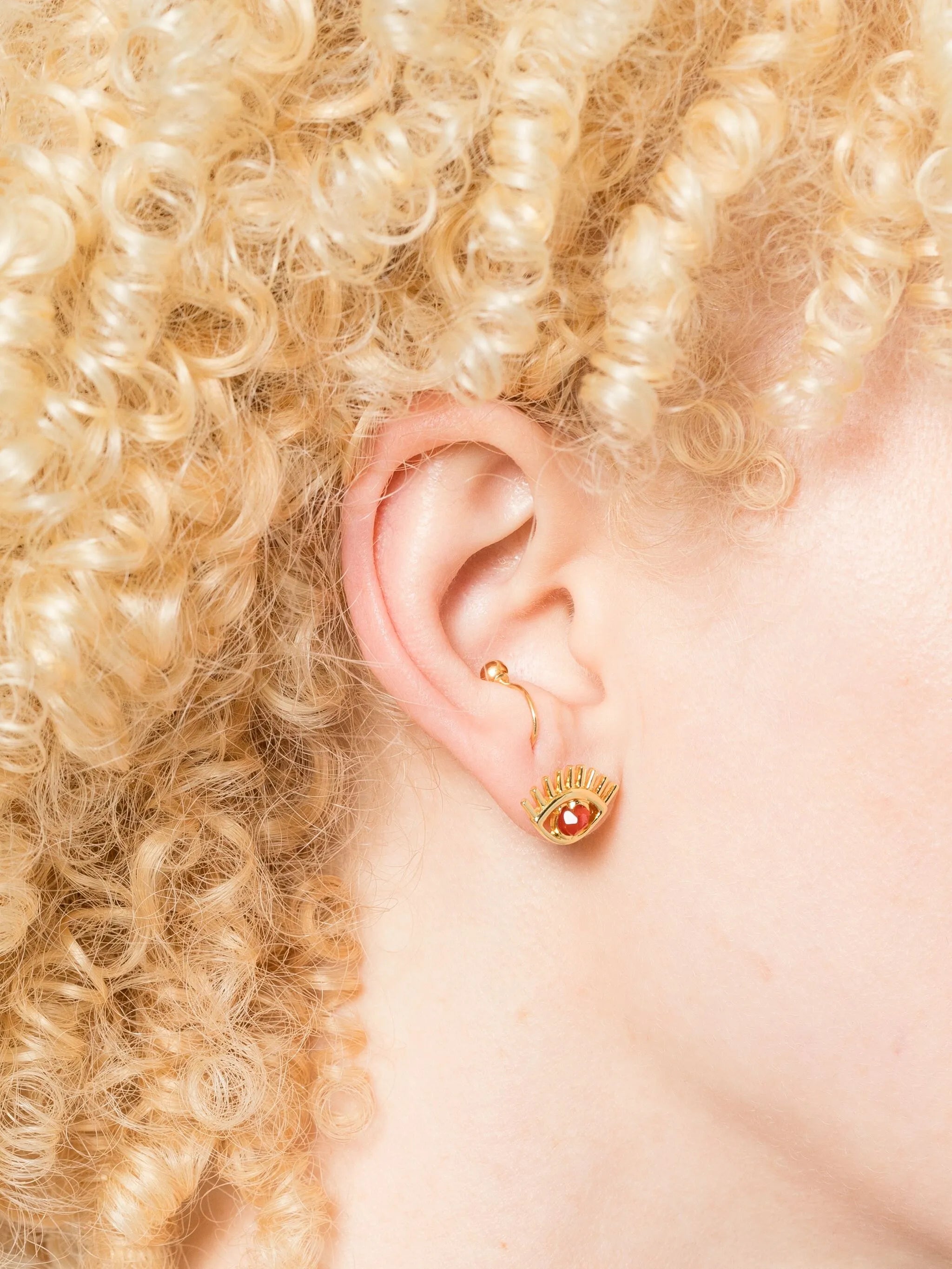 carnelian eye heart stud earrings