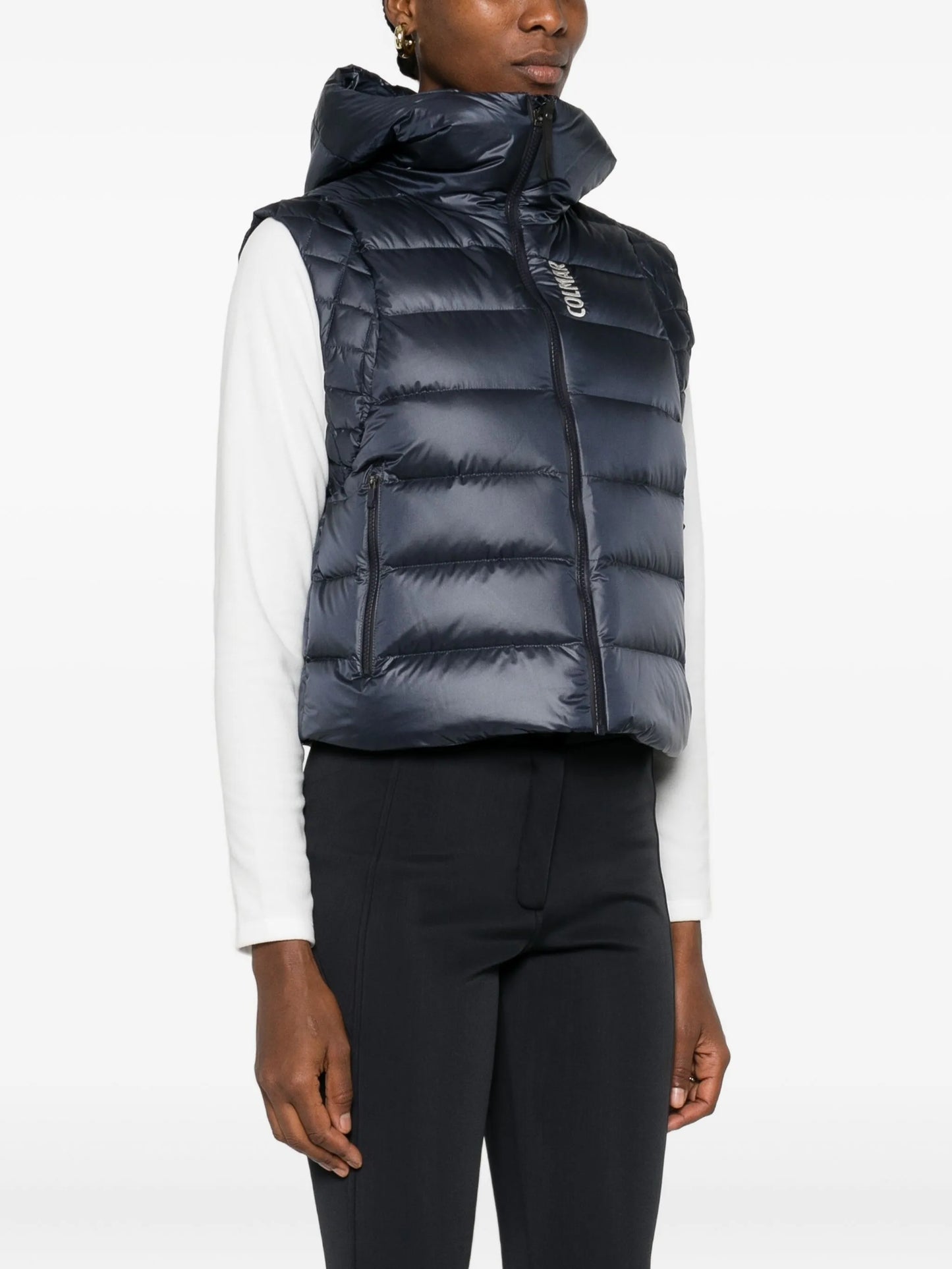 zip-fastening hooded gilet