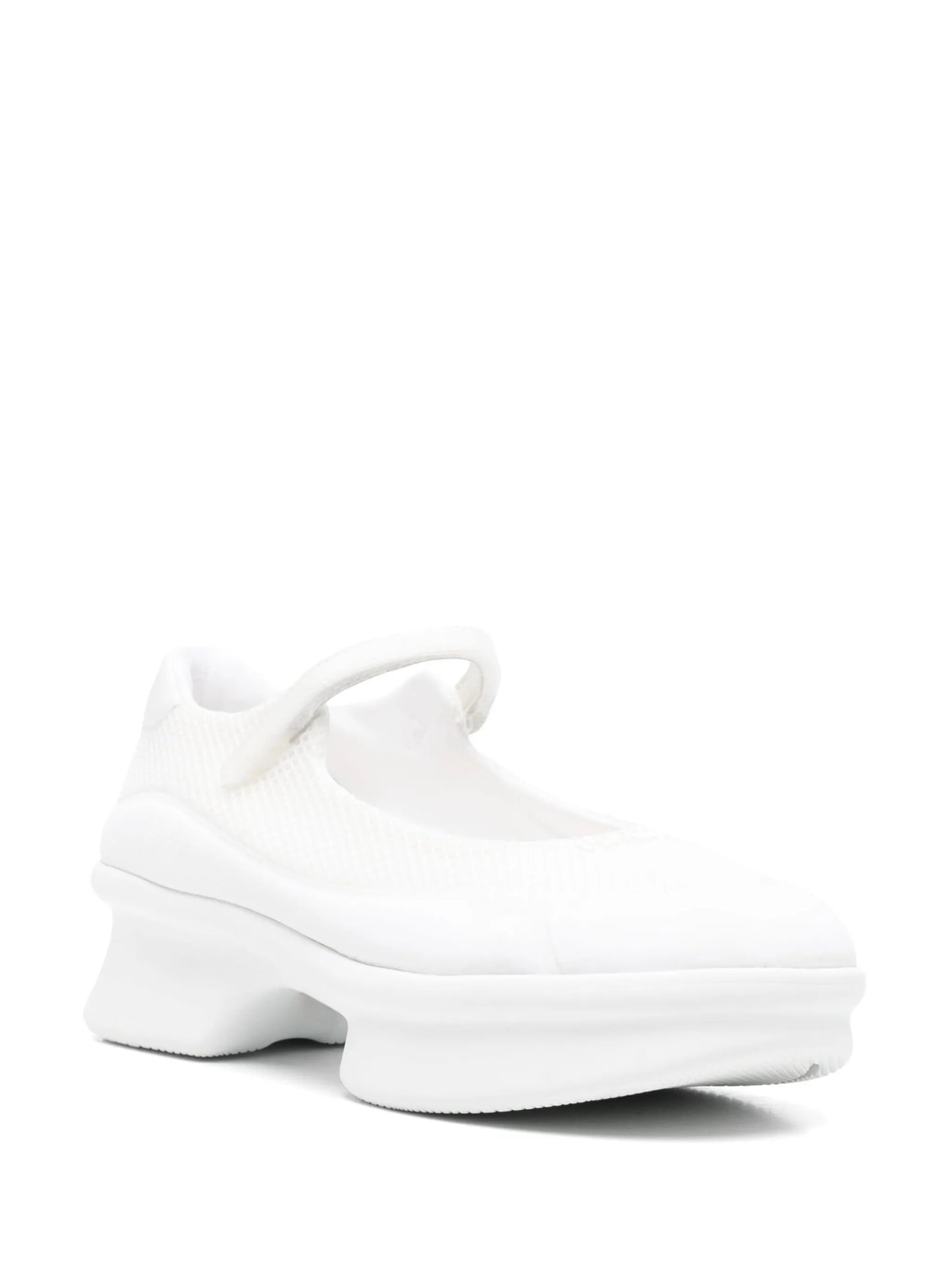 mesh trainers