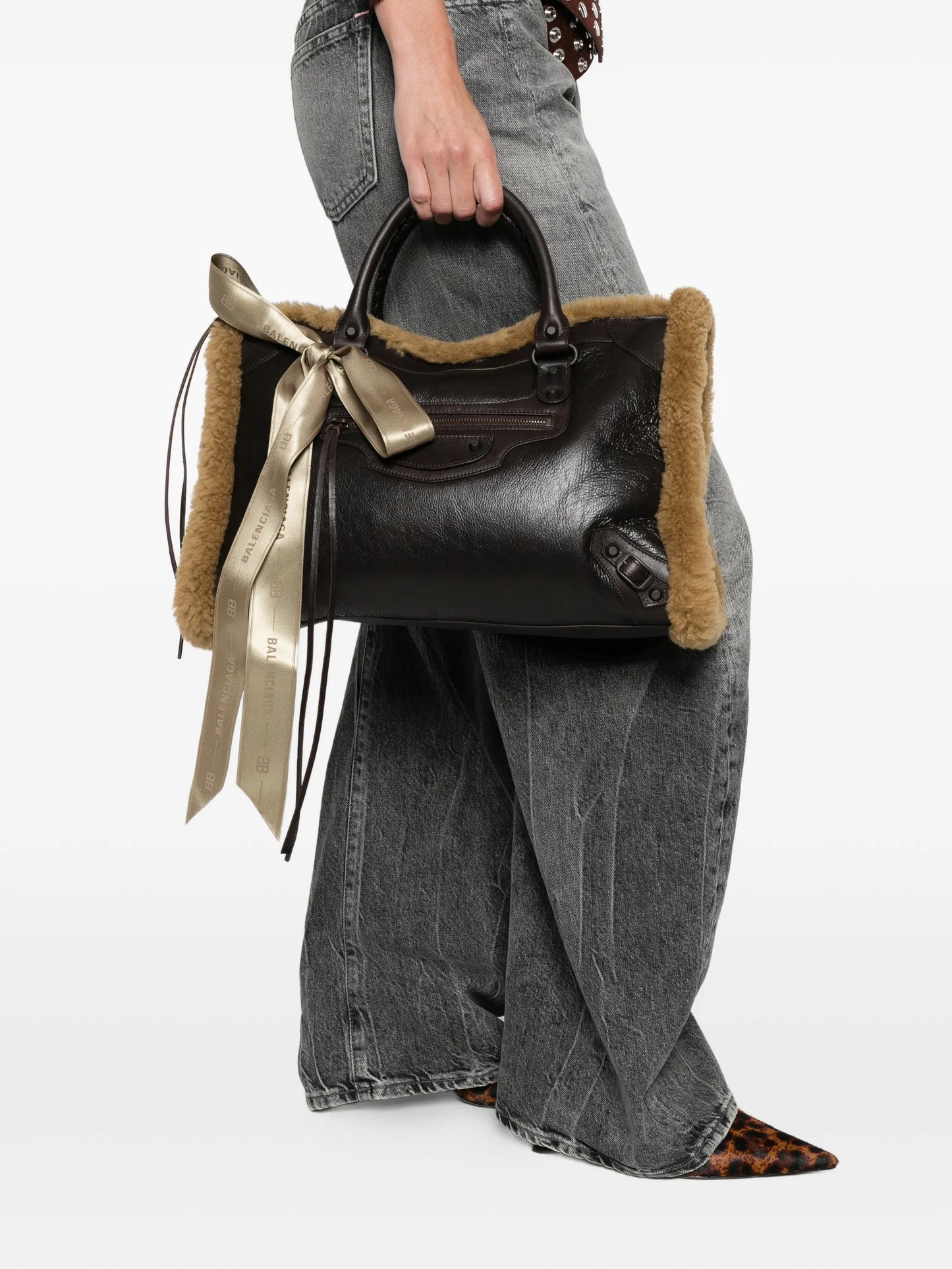 medium Le City shearling-trimmed tote bag