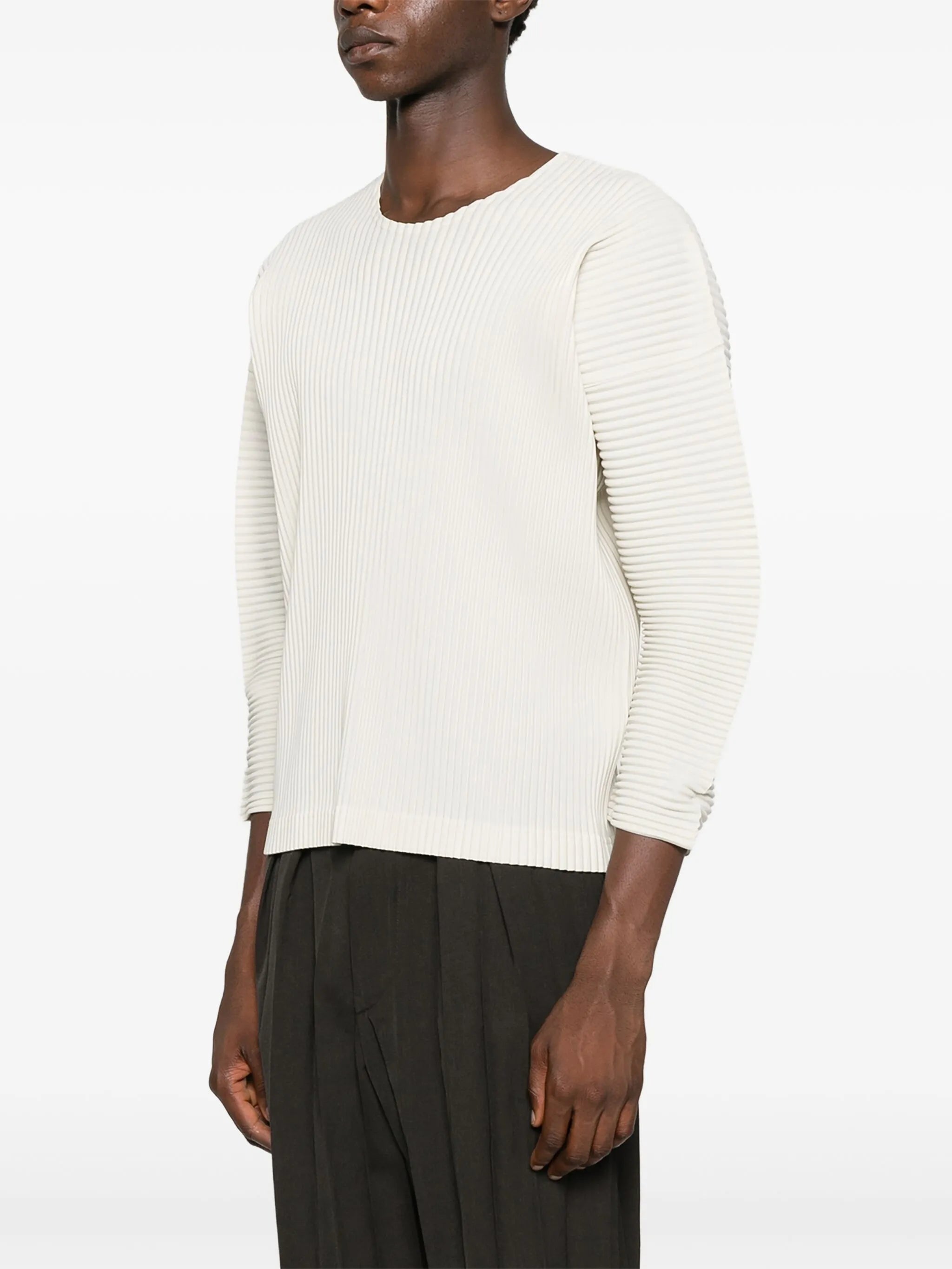 Monthly Colors: September pleated T-shirt