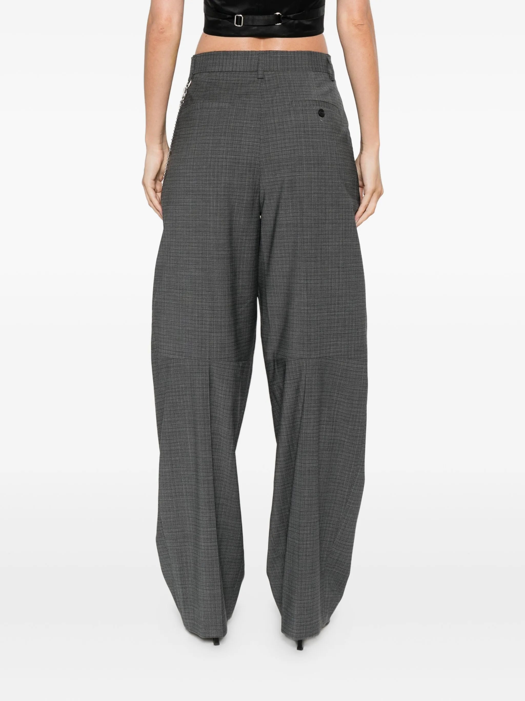 pleated key-chain trousers