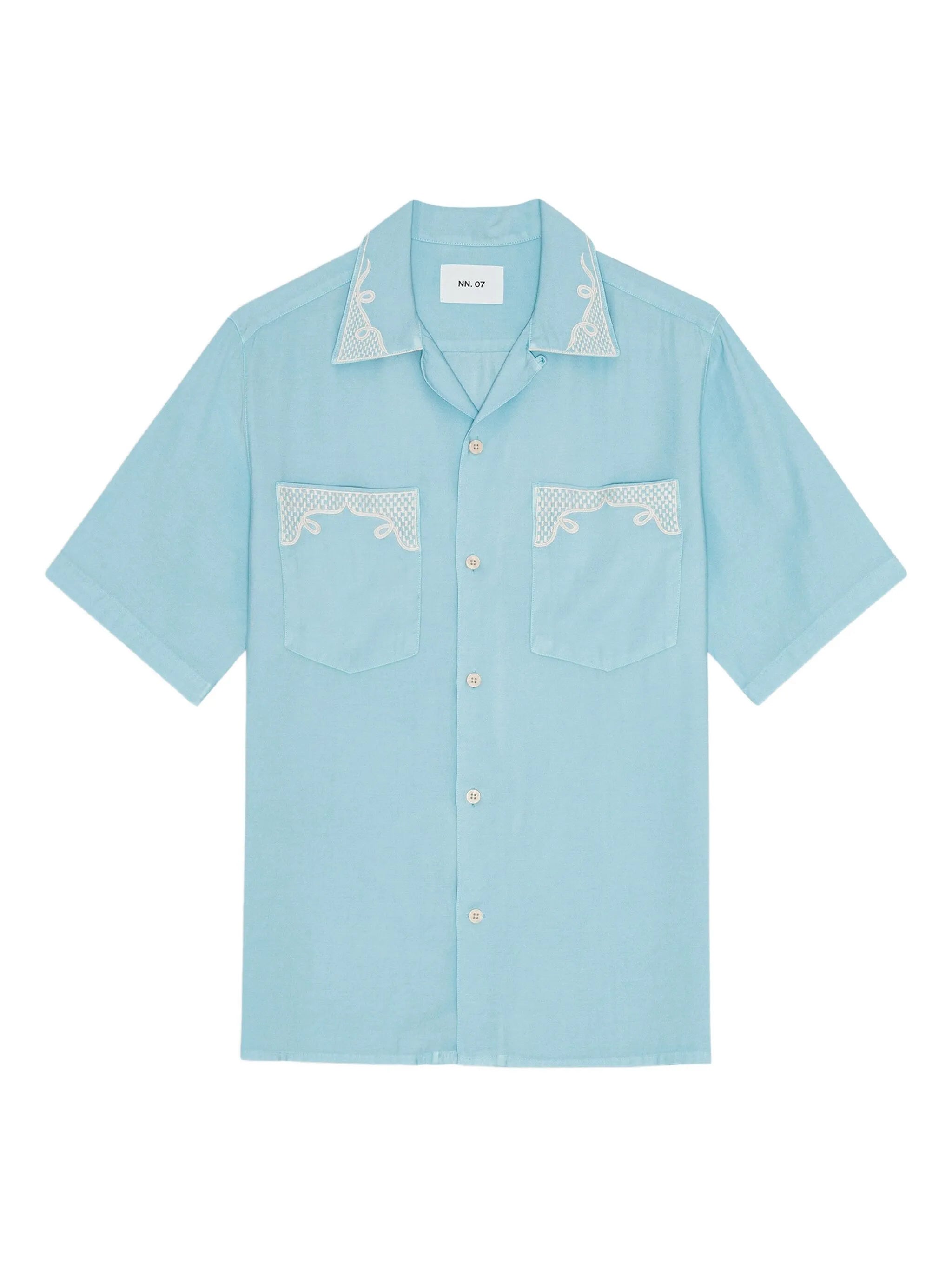 embroidered-pocket short-sleeve shirt