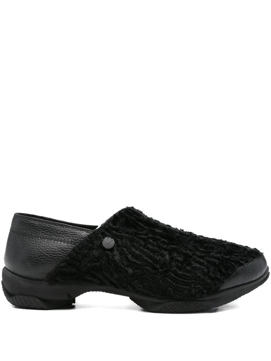 Vig textured slip-on loafers