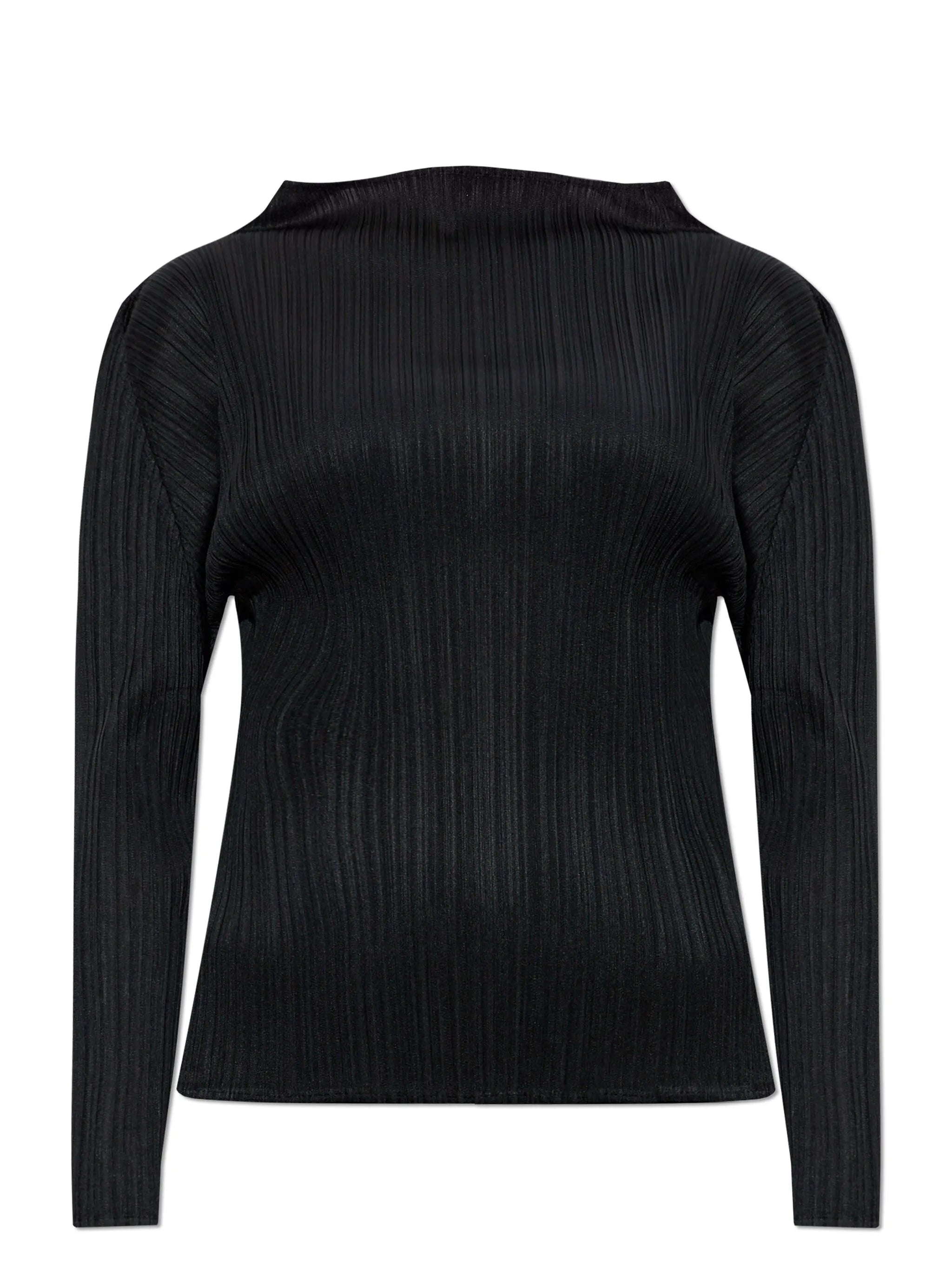 pleated T-shirt