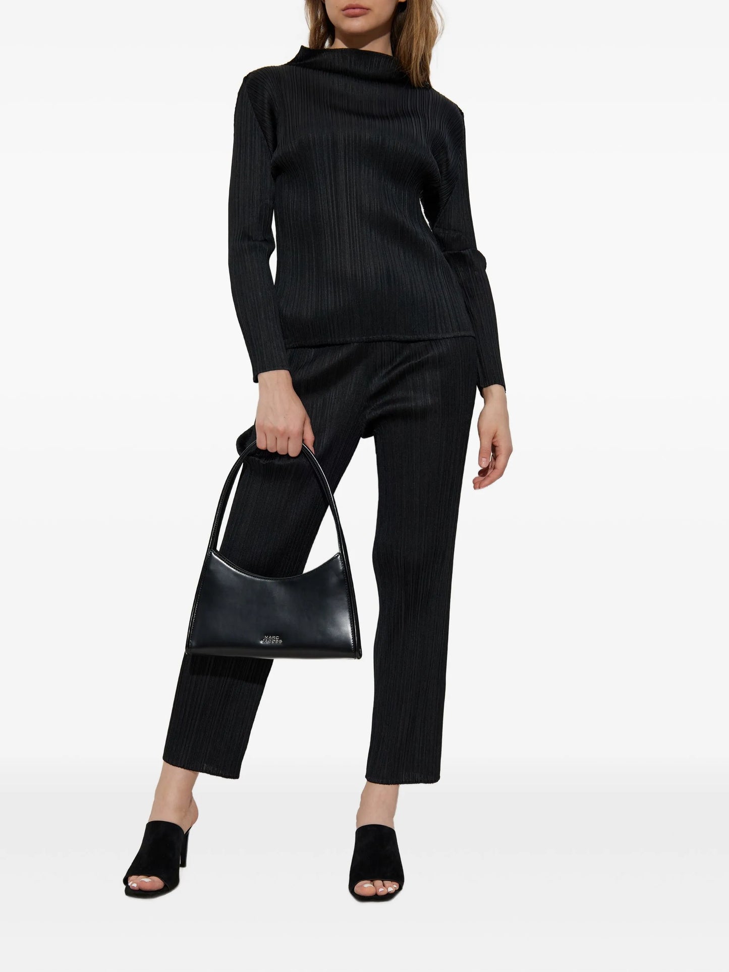 pleated T-shirt