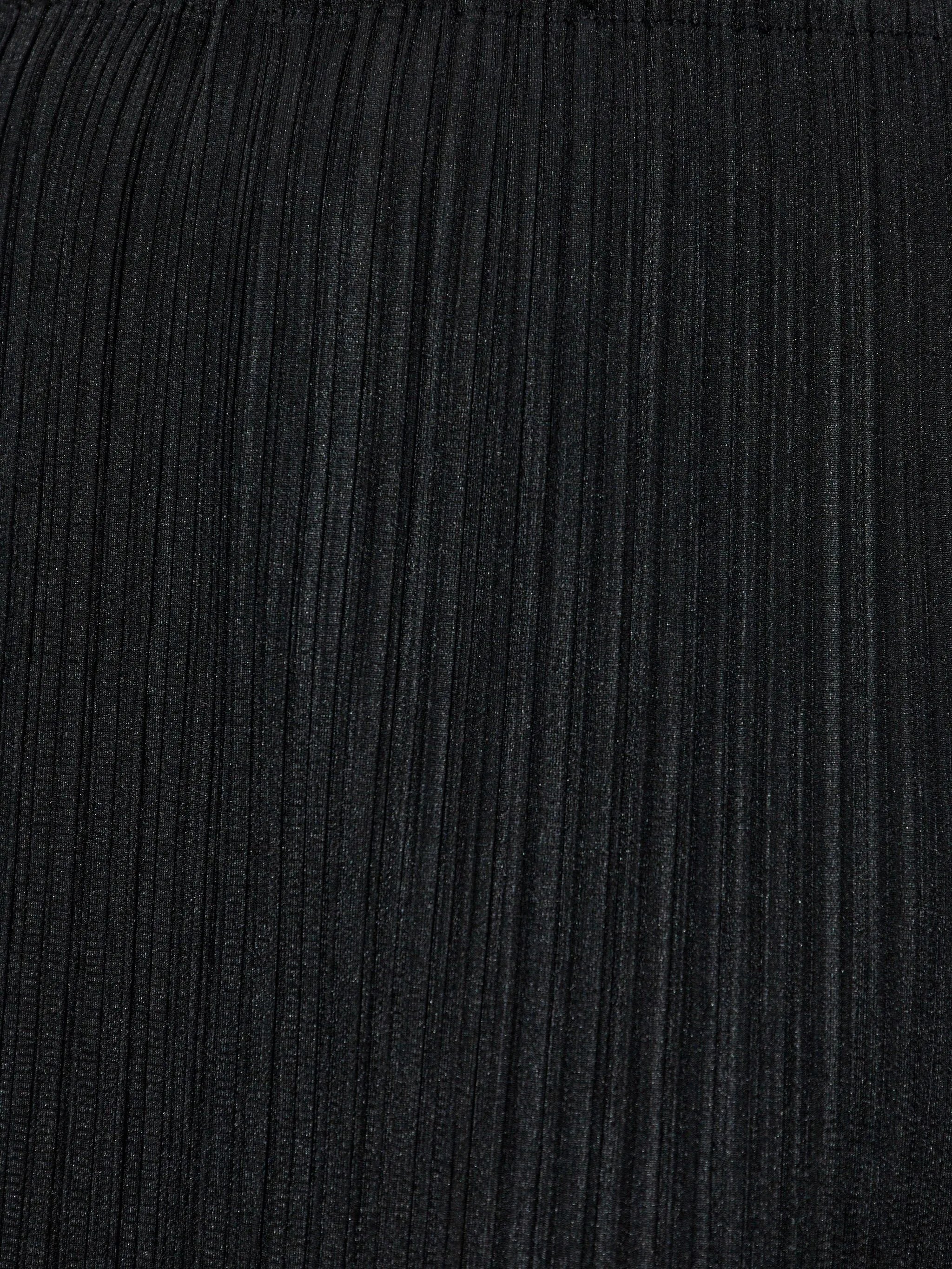 pleated midi skirt