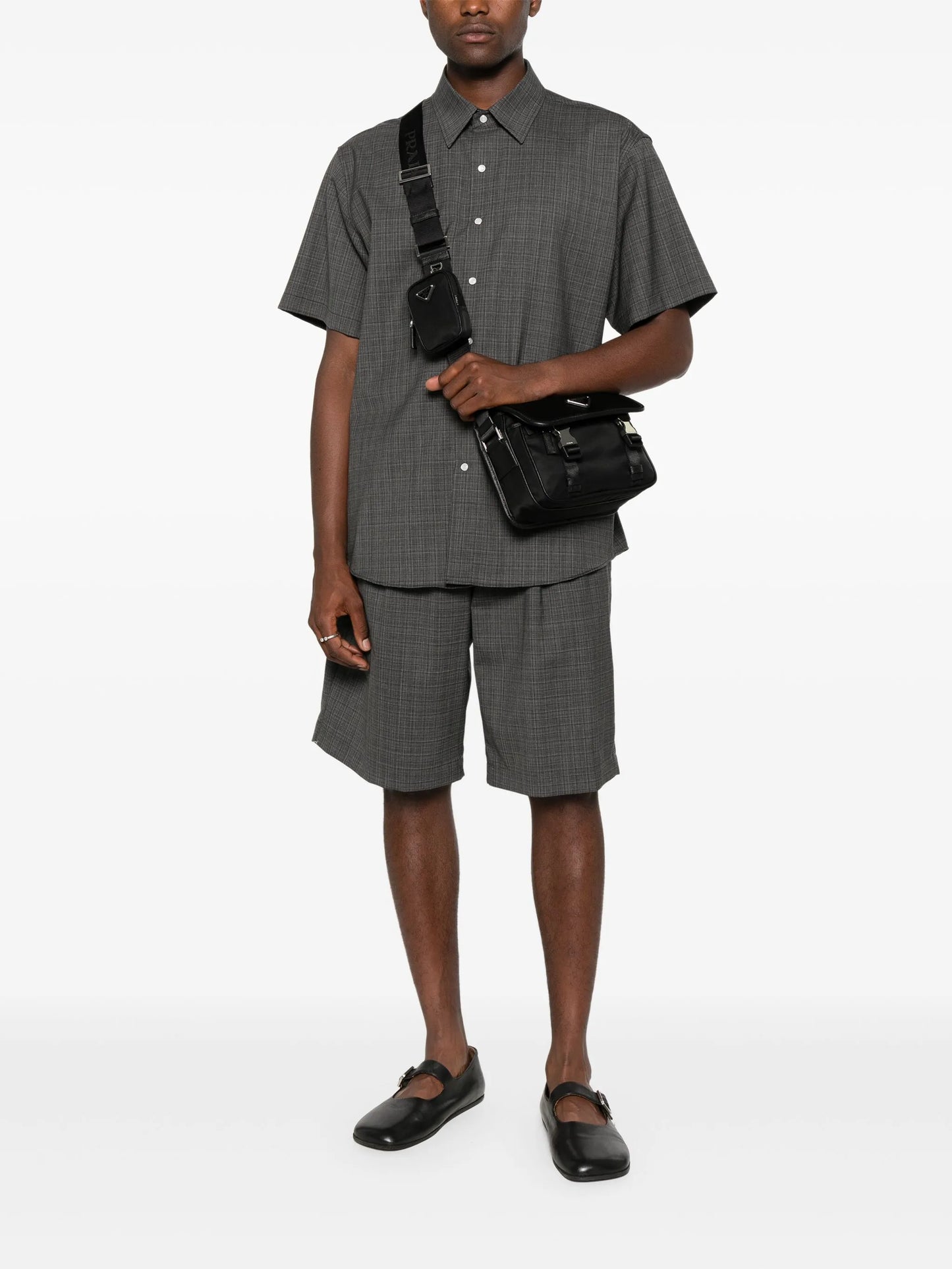 logo-triangle shoulder bag