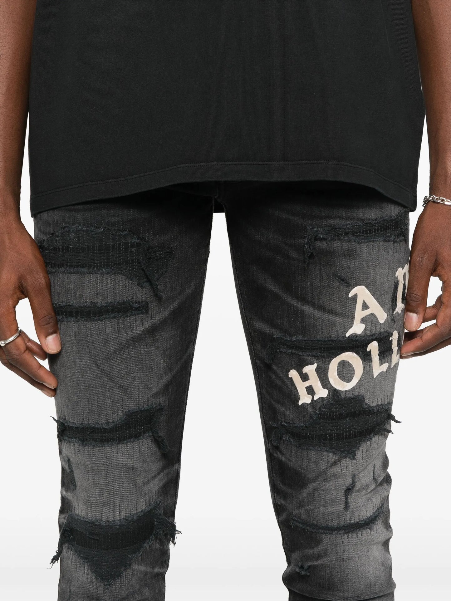 distressed-effect jeans