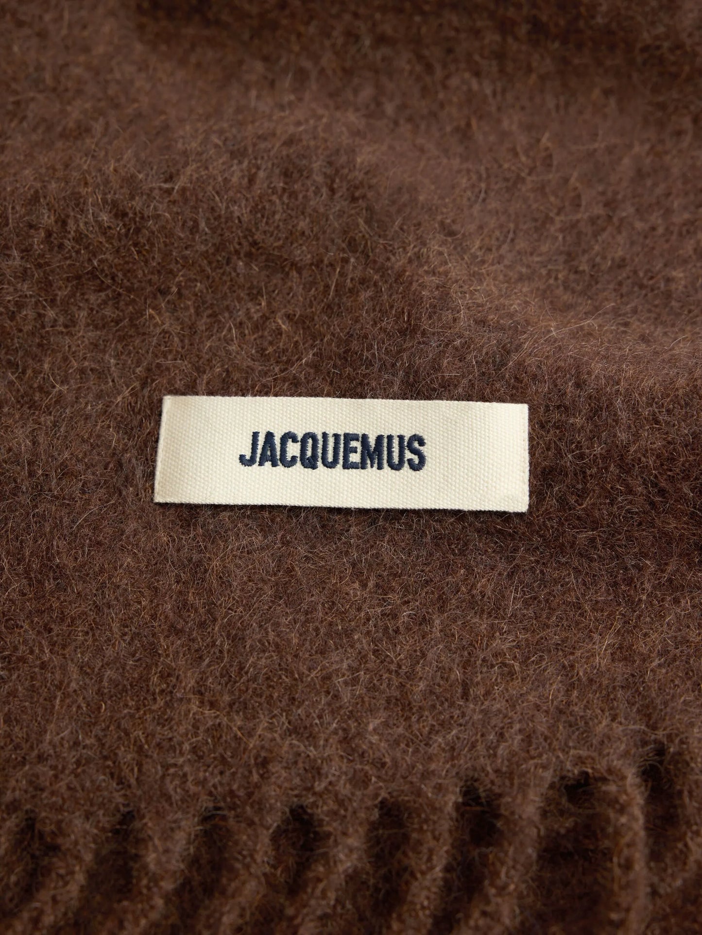 logo-patch scarf