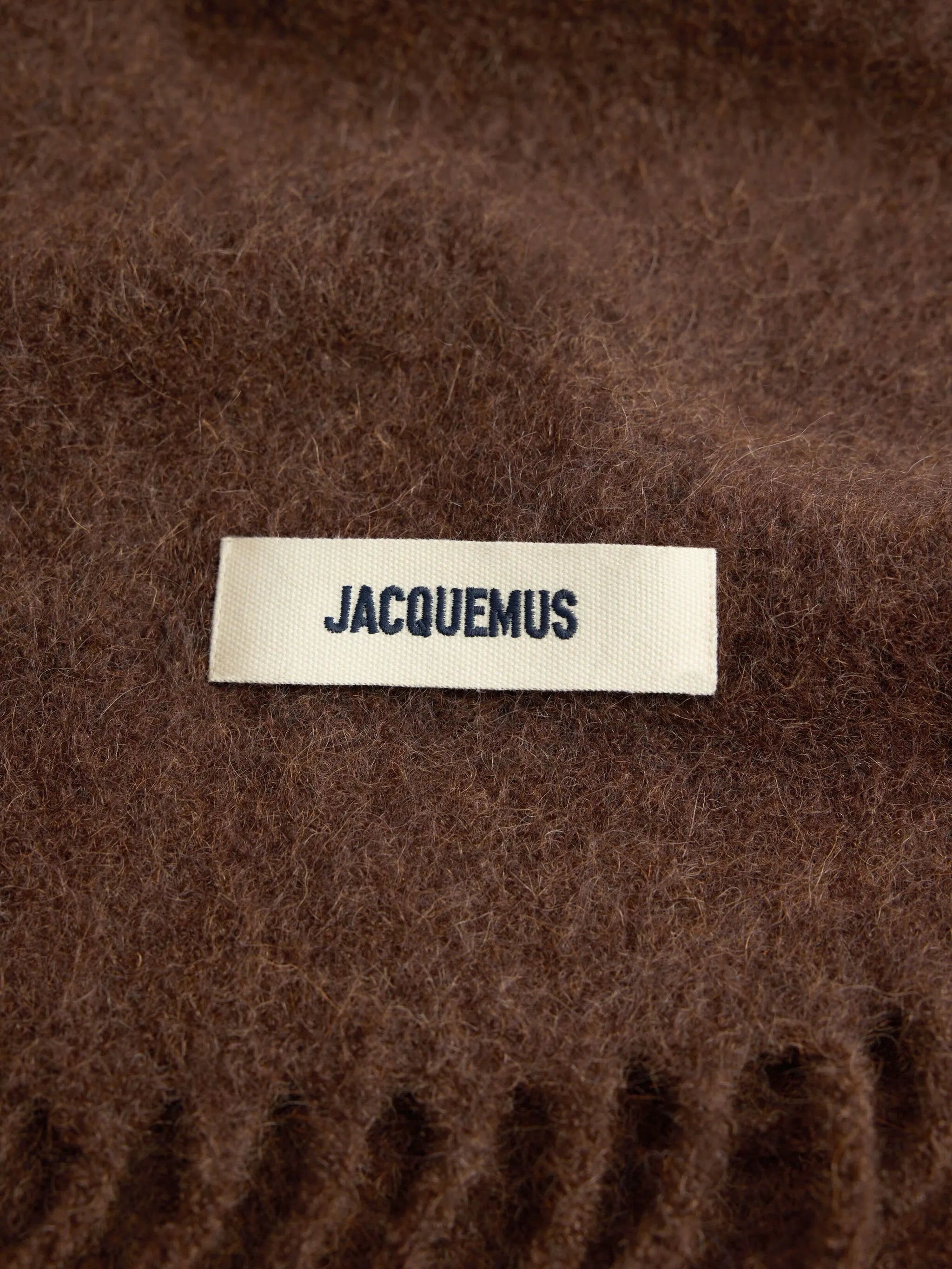 logo-patch scarf