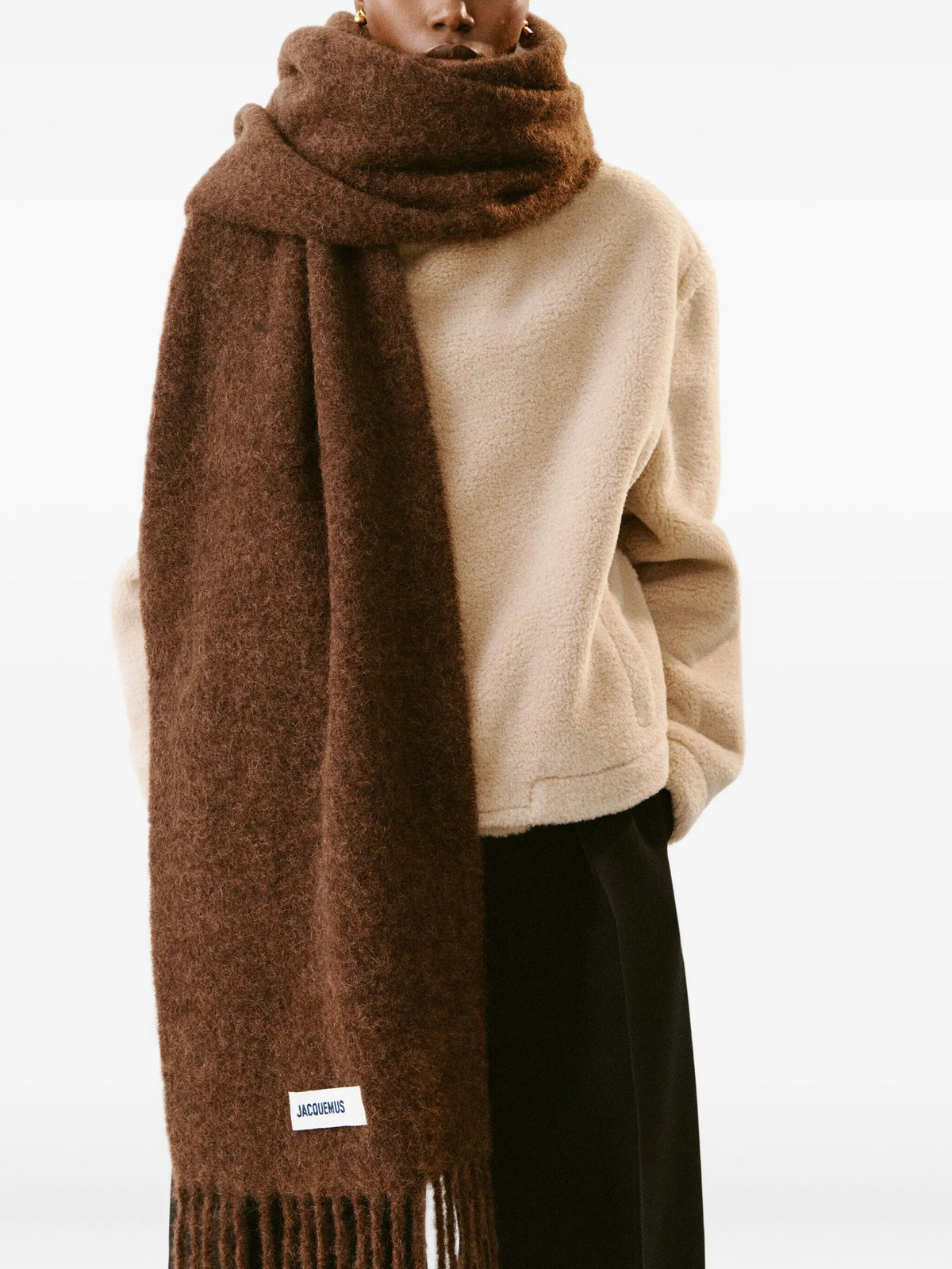 logo-patch scarf