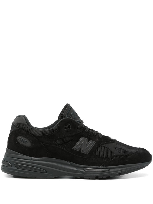 991V2 sneakers