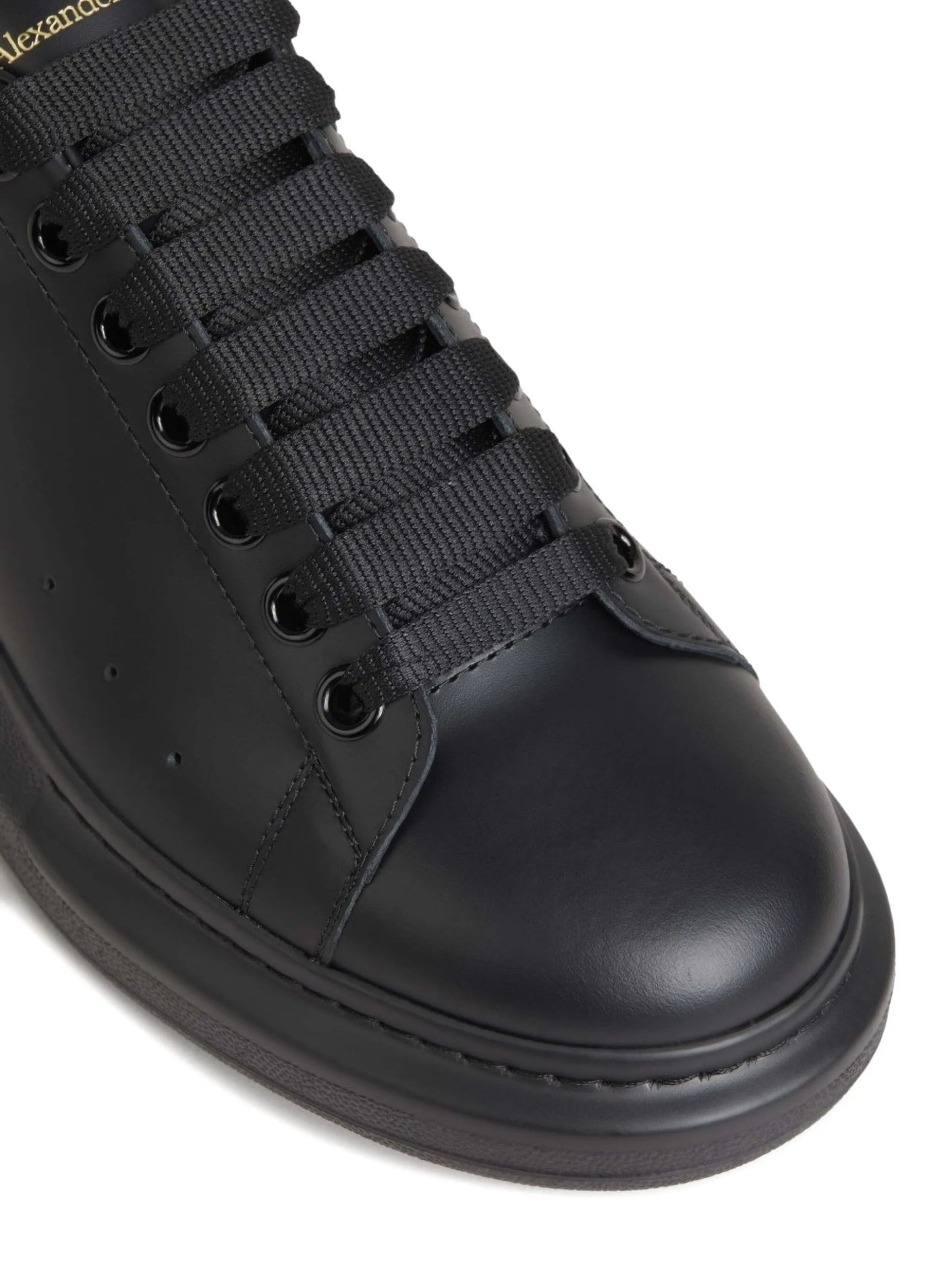 Oversized platform sneakers