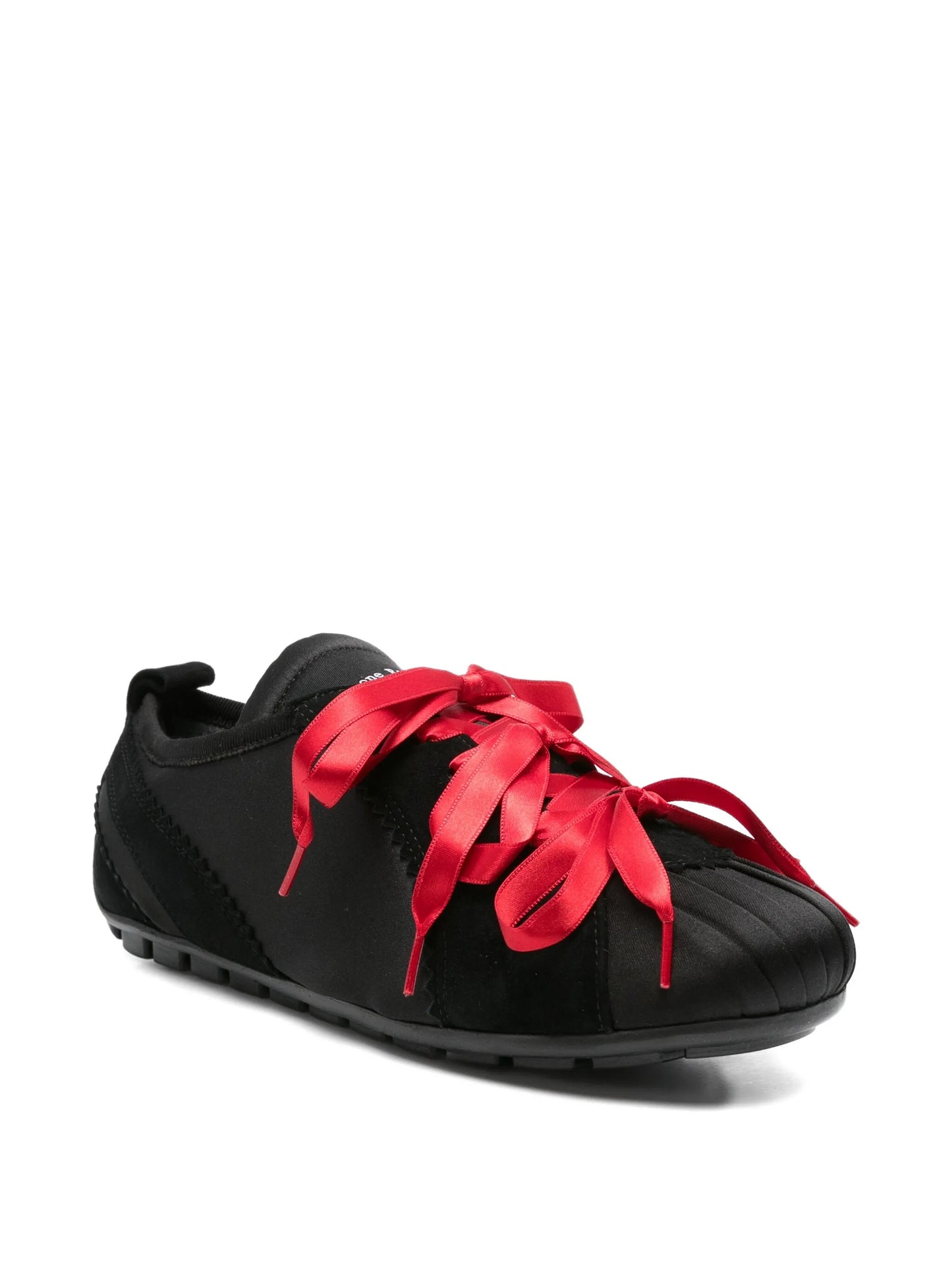 Ballerina Grip satin ribbon sneakers