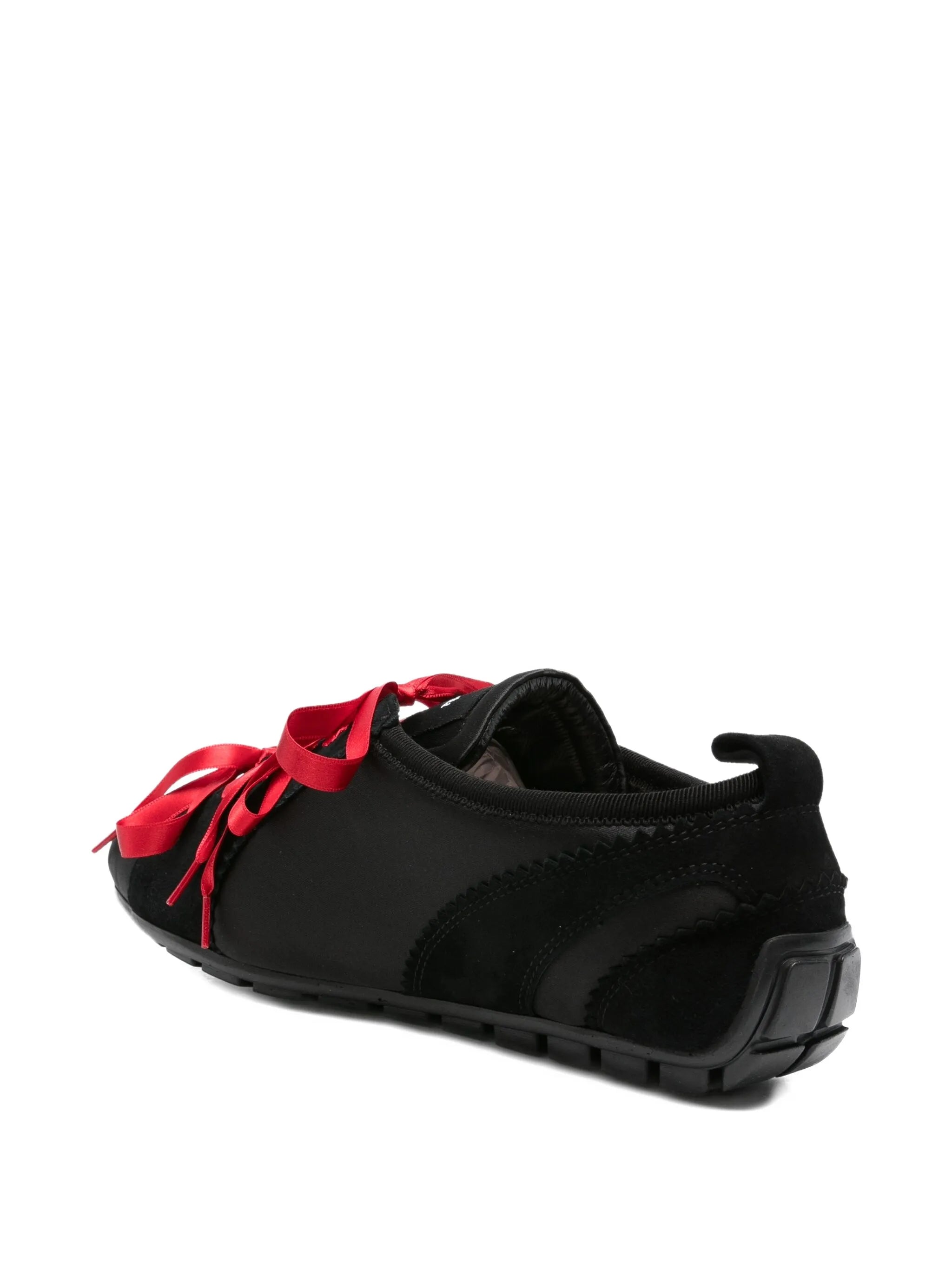 Ballerina Grip satin ribbon sneakers
