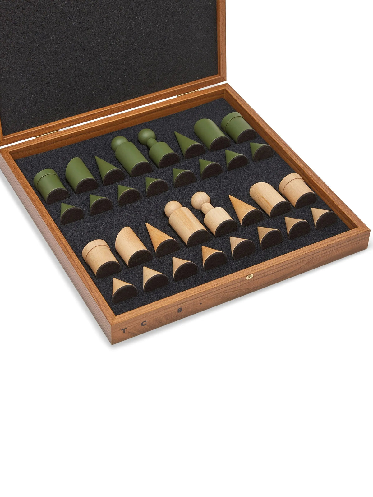 Milos chess set olivine