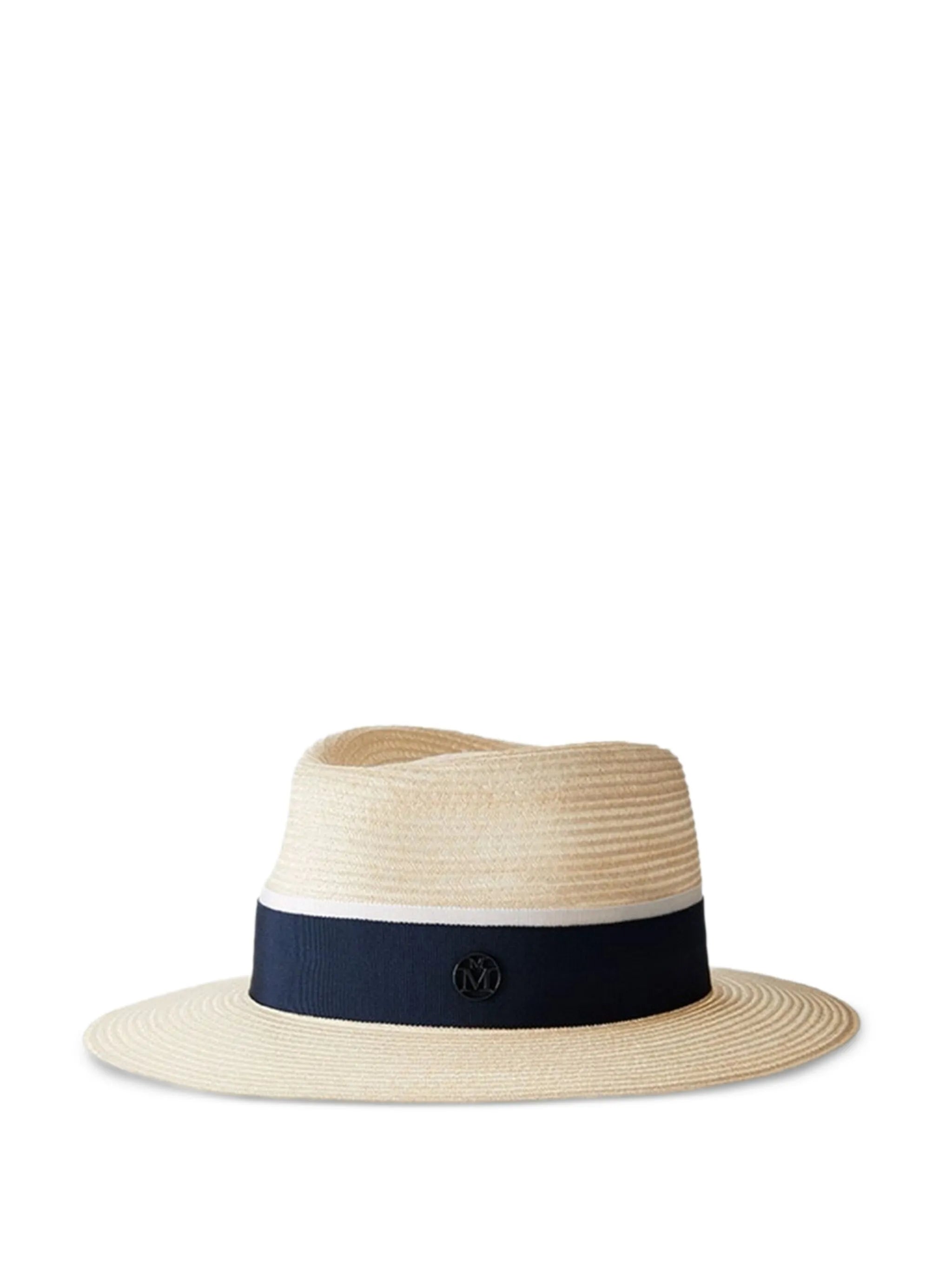 Andre hat