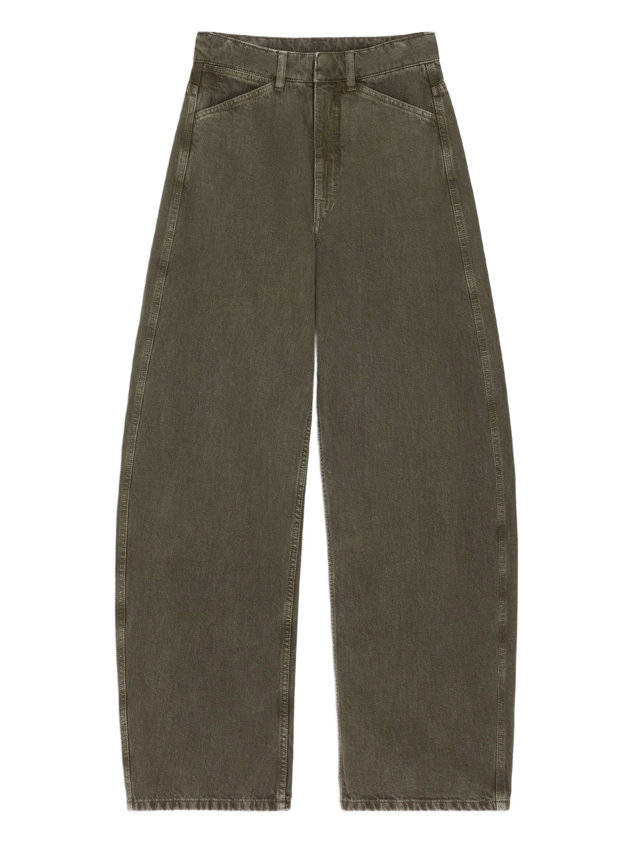 curved jeans