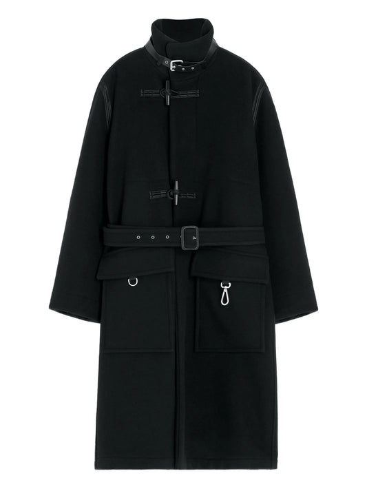 belted toggle-fastening coat