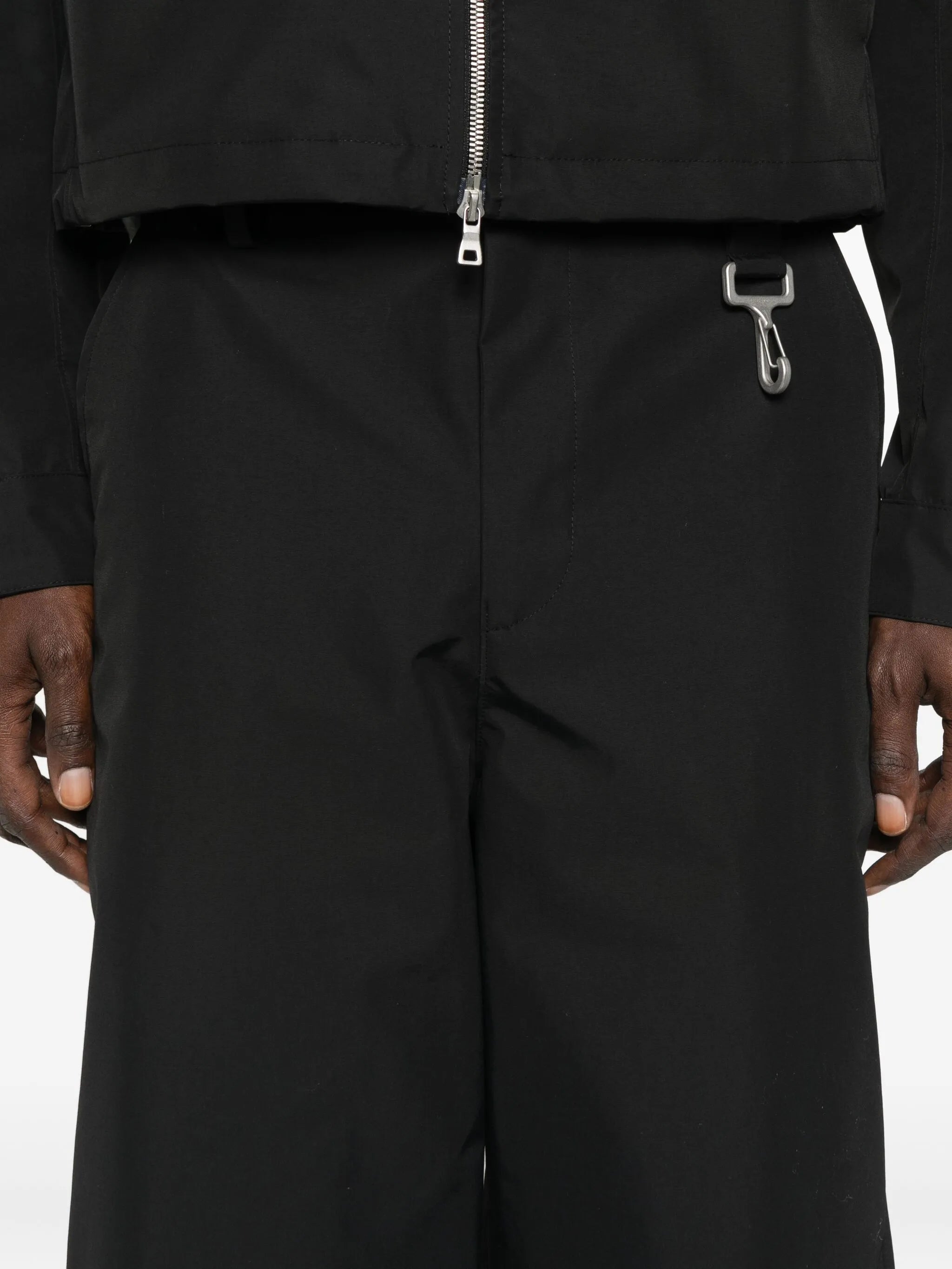 clasp-detail straight-leg trousers