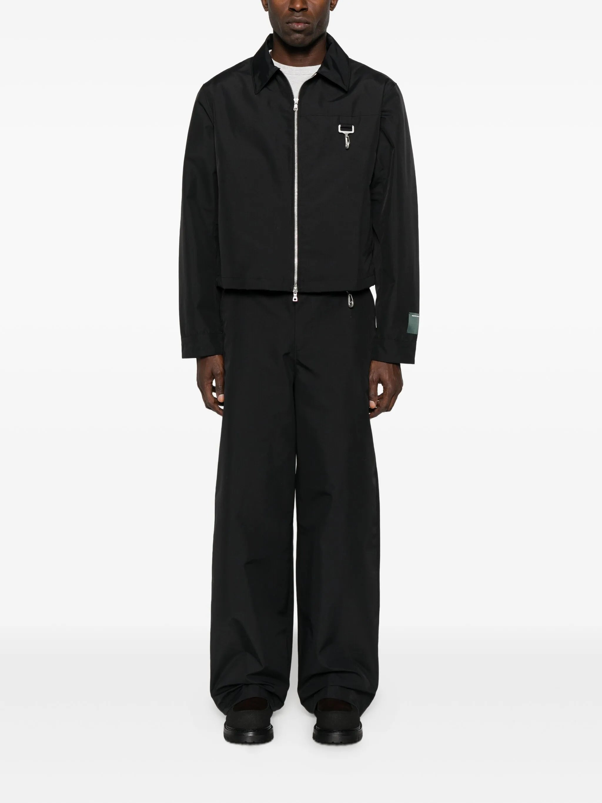 clasp-detail straight-leg trousers