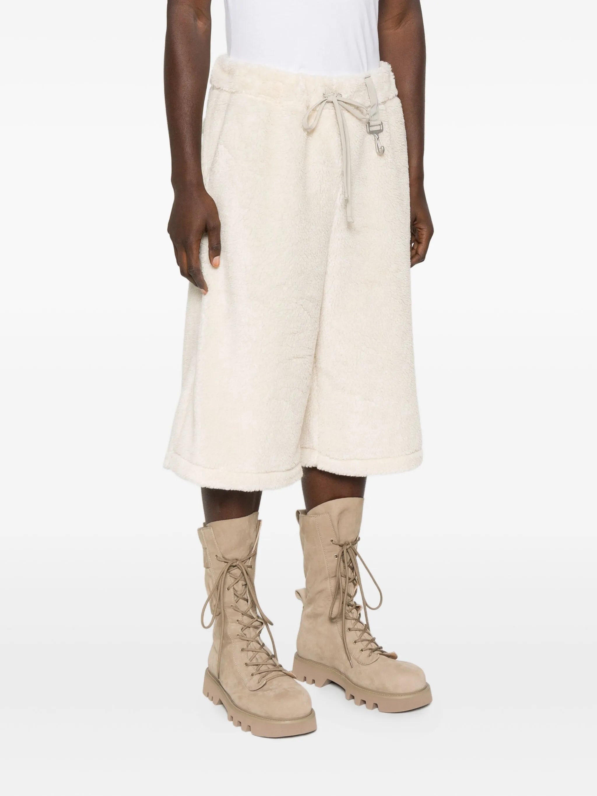 wide-leg fleece-texture shorts