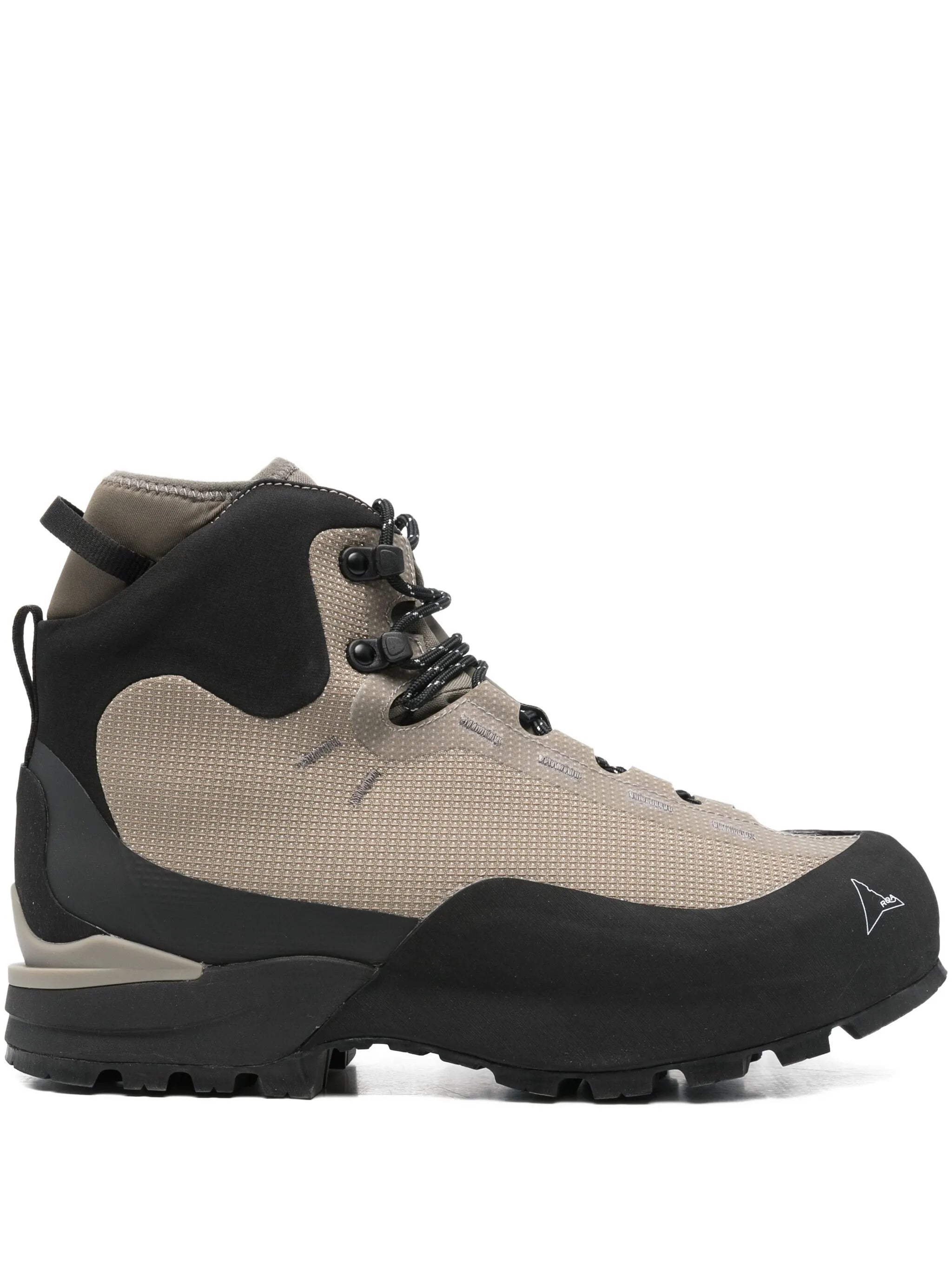 Hida boots