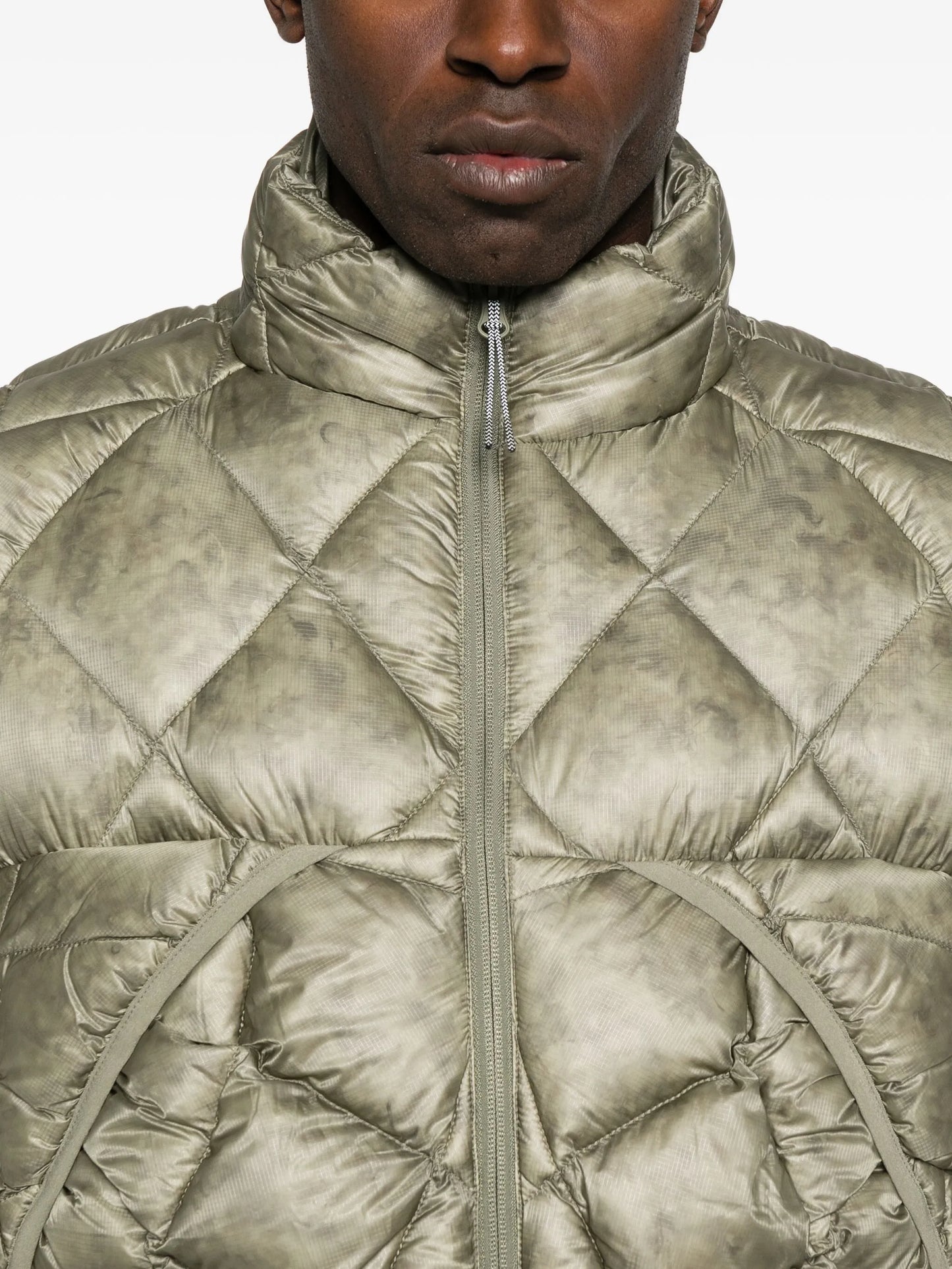 diamond-quilted hooded jacket