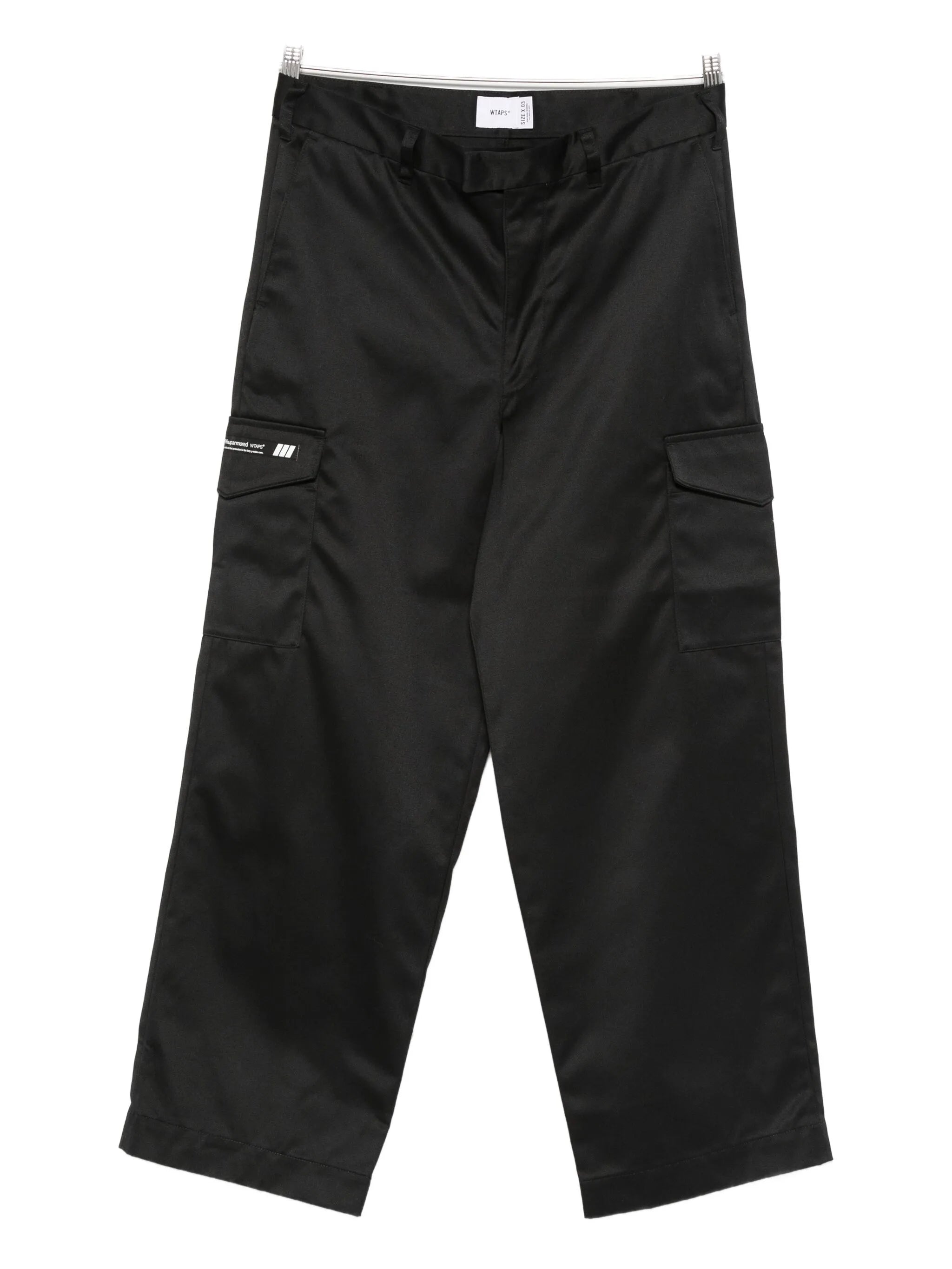 flap-pocket trousers