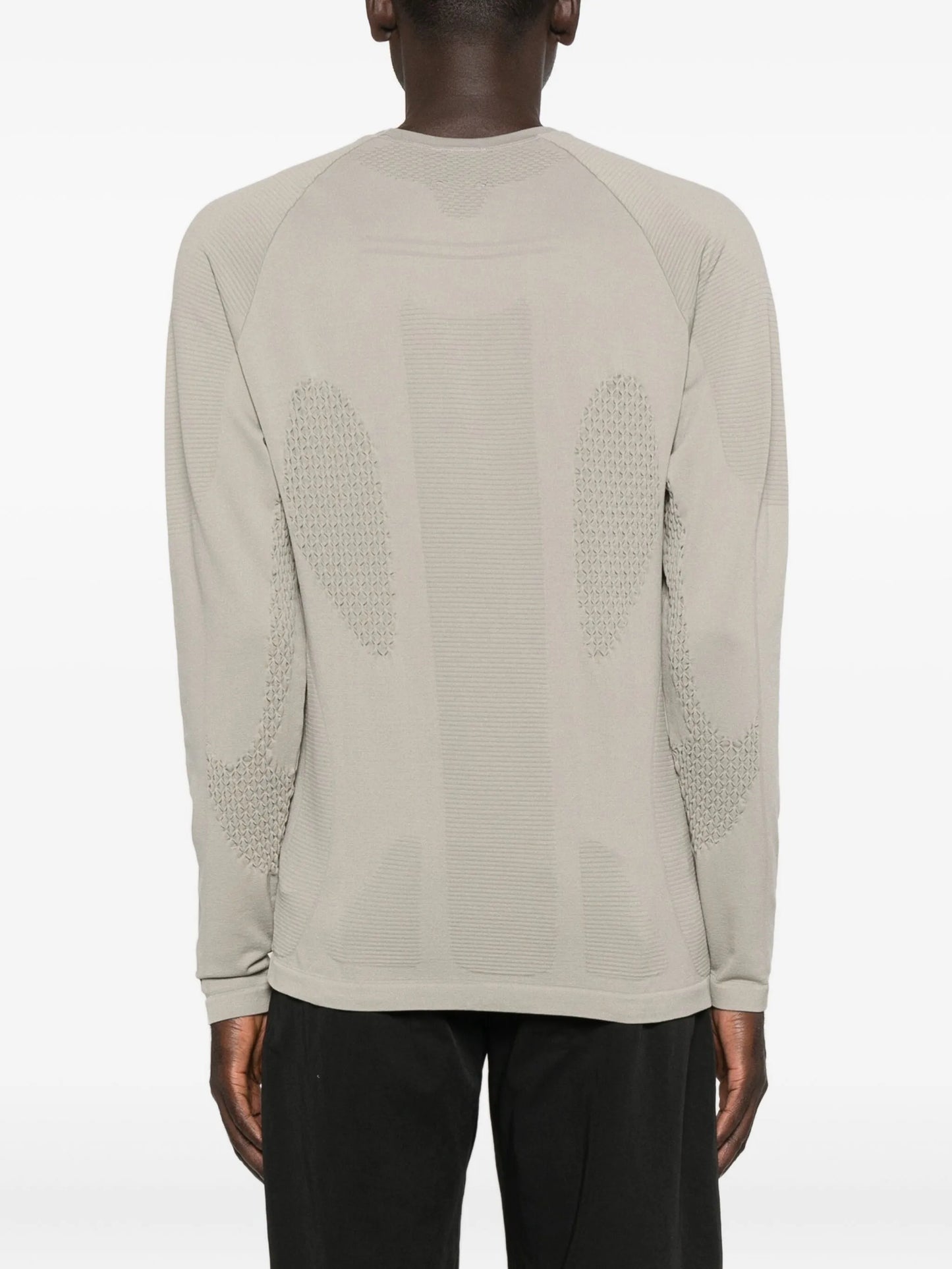 seamless long-sleeve T-shirt