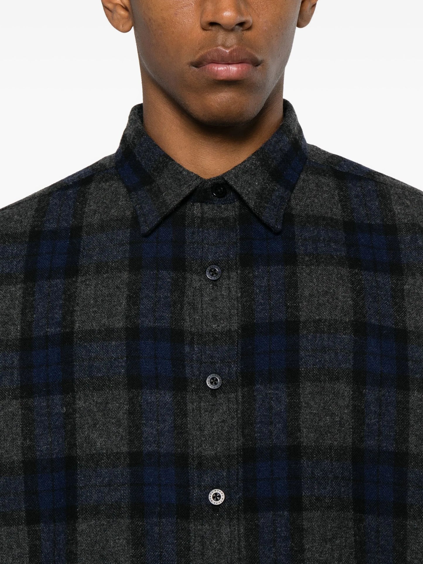 flannel buttoned shirt