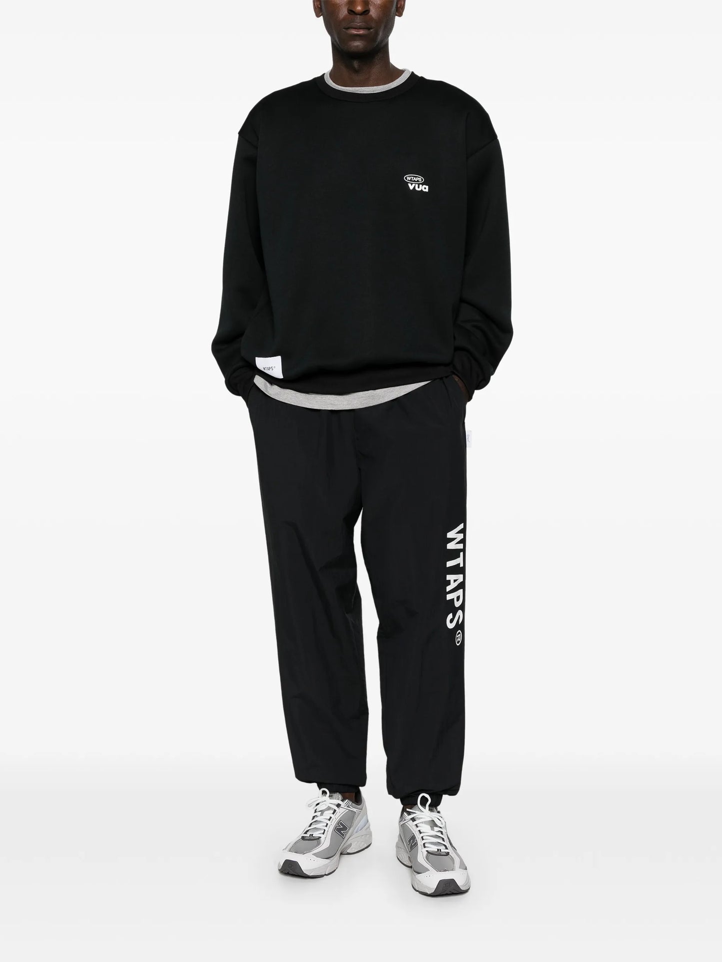 raised-logo sweatshirt