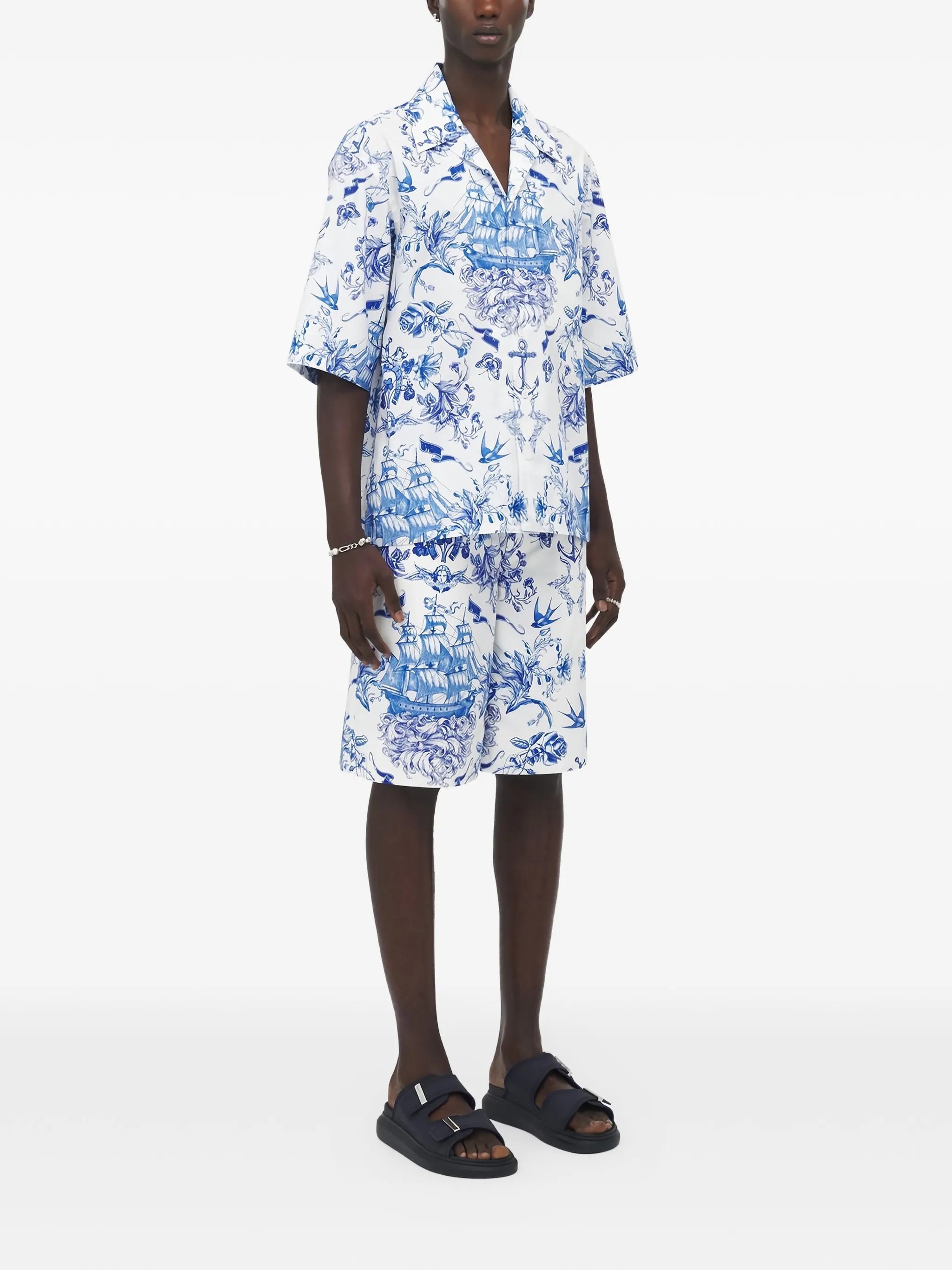 floral-print short-sleeve shirt