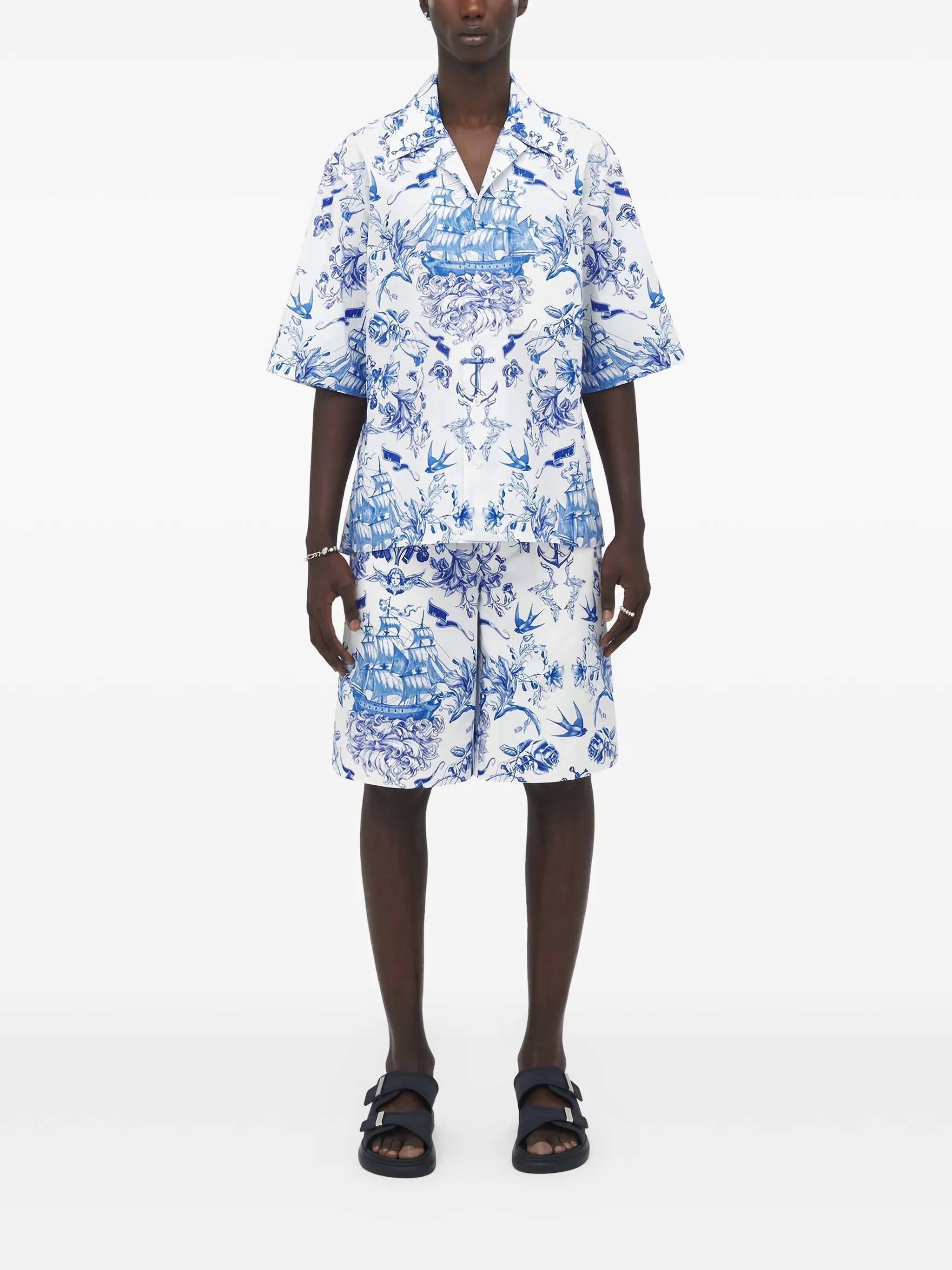 floral-print short-sleeve shirt